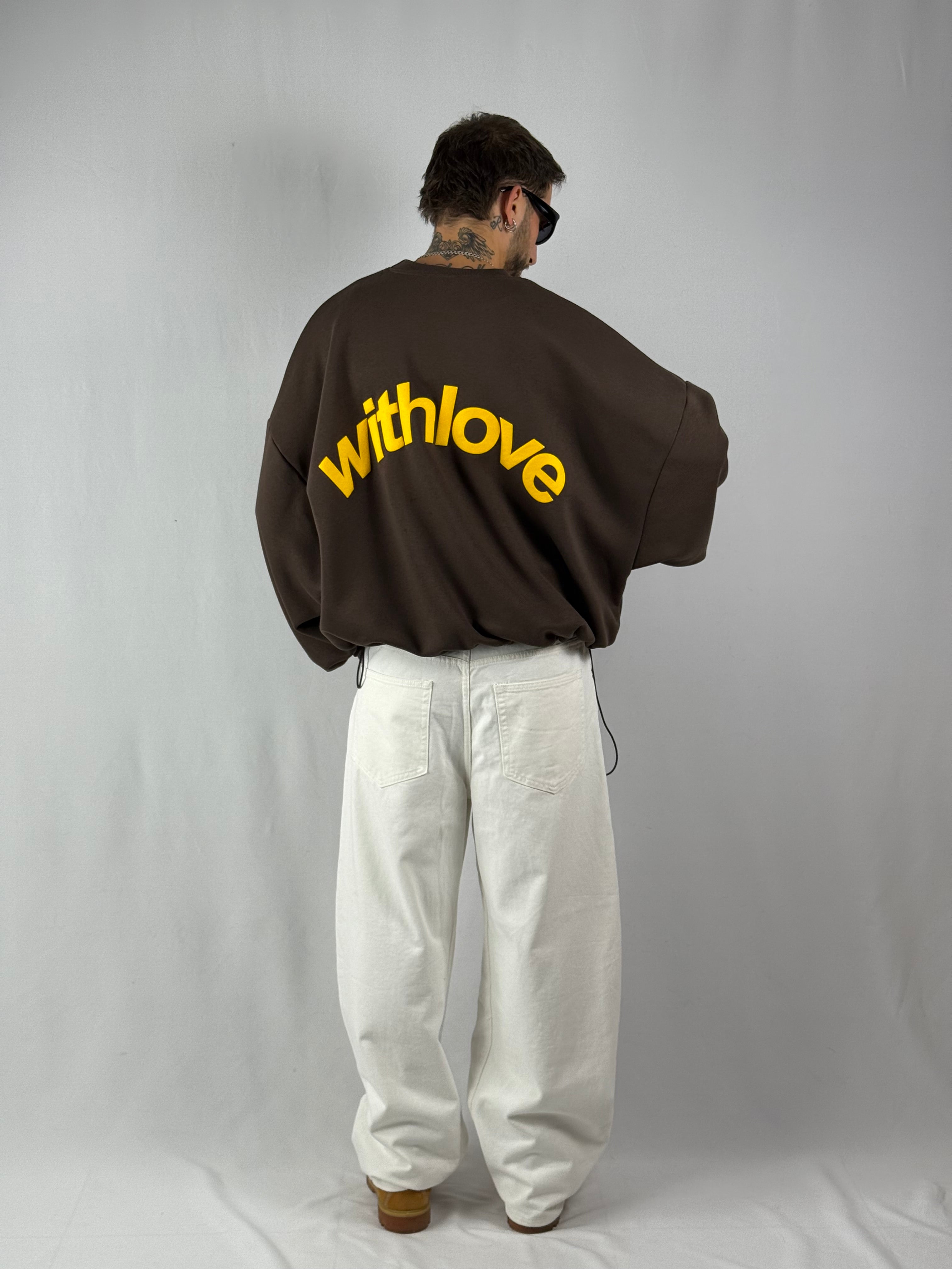 Felpa cropped “with love” moro