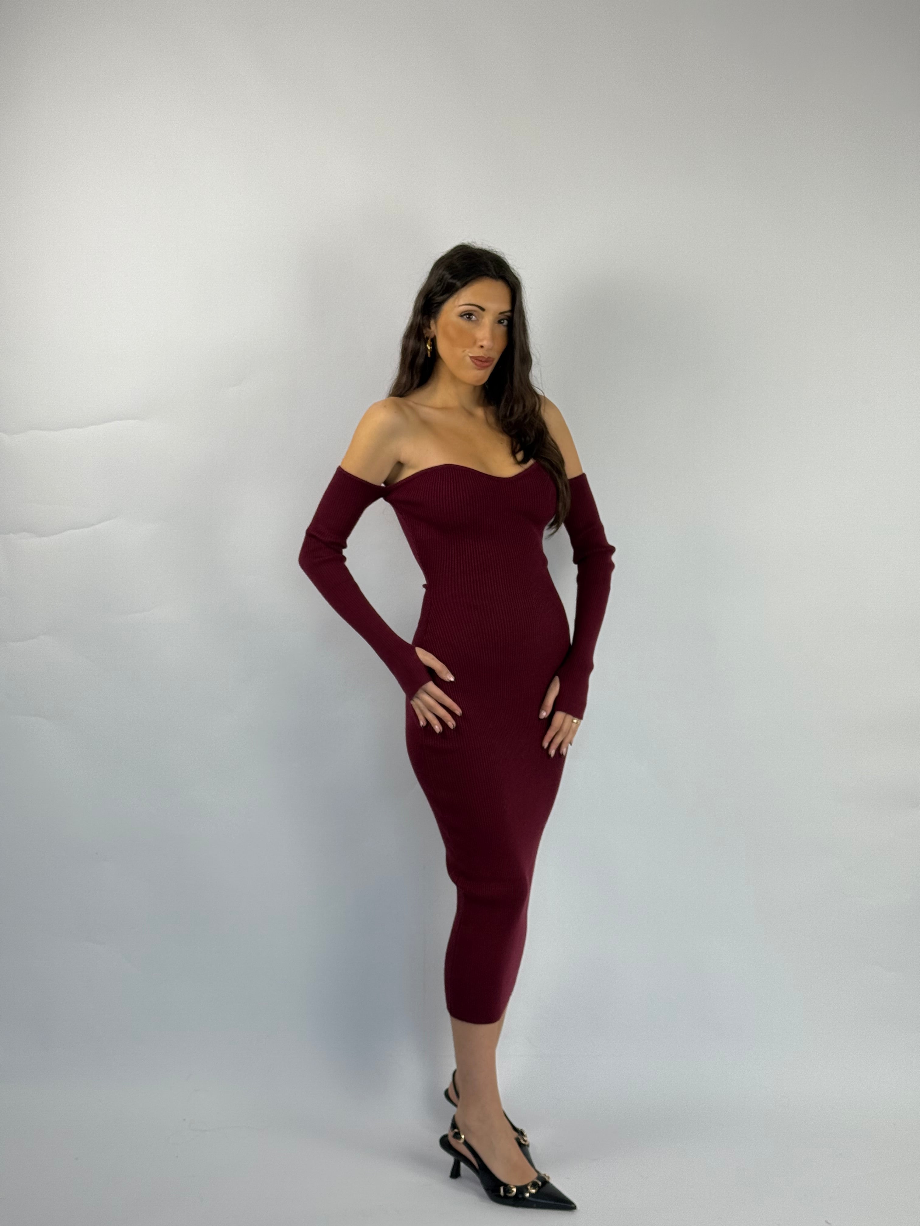 Abito in maglia con manica a guanto bordeaux