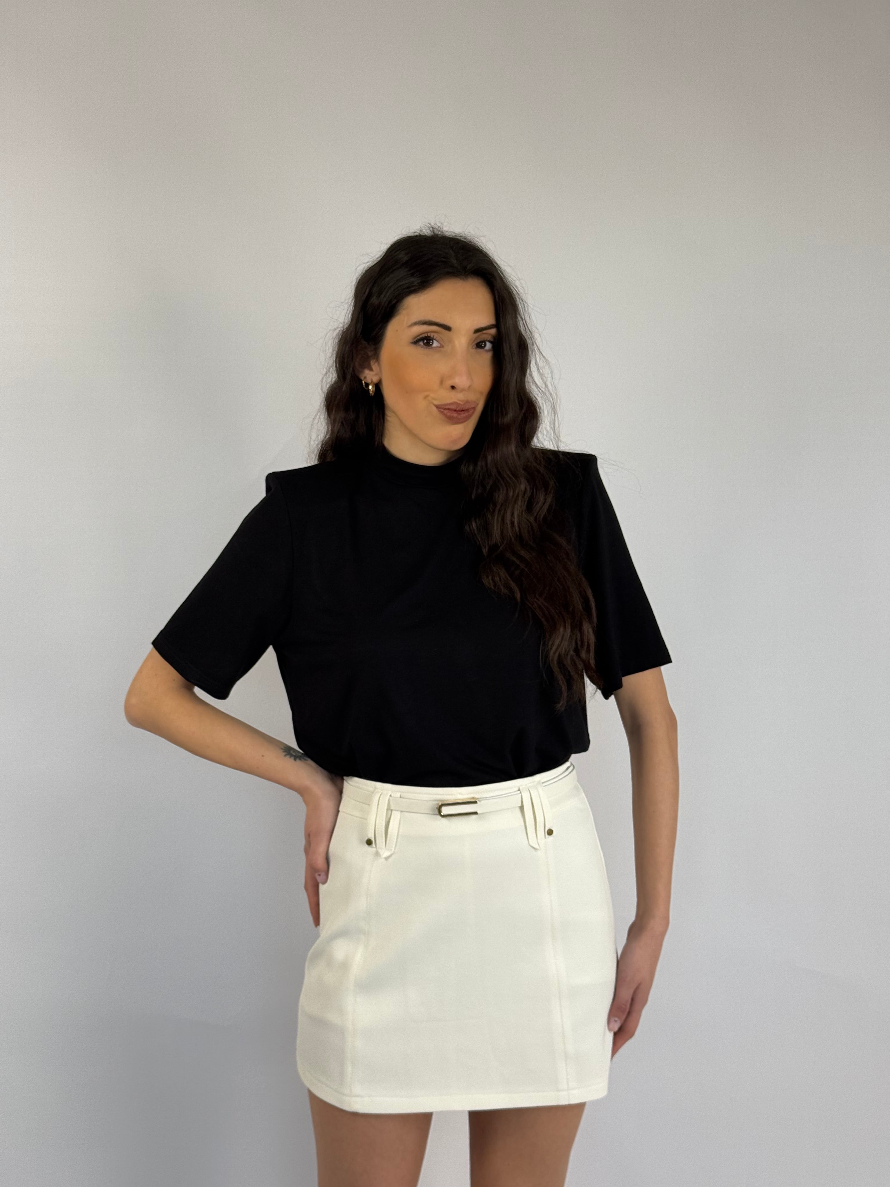 T-shirt spalline