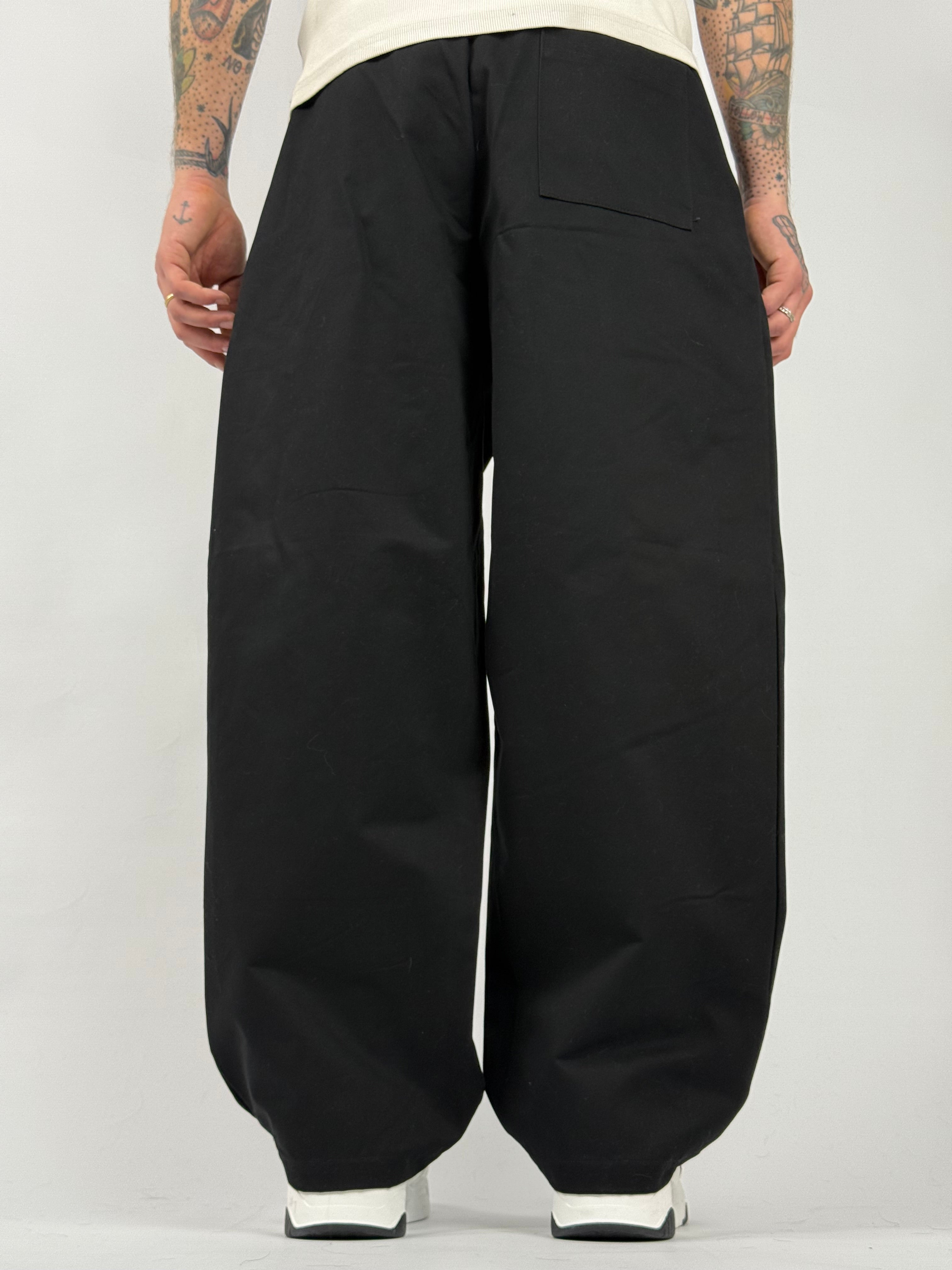 Pantalone “NotLikeUs”