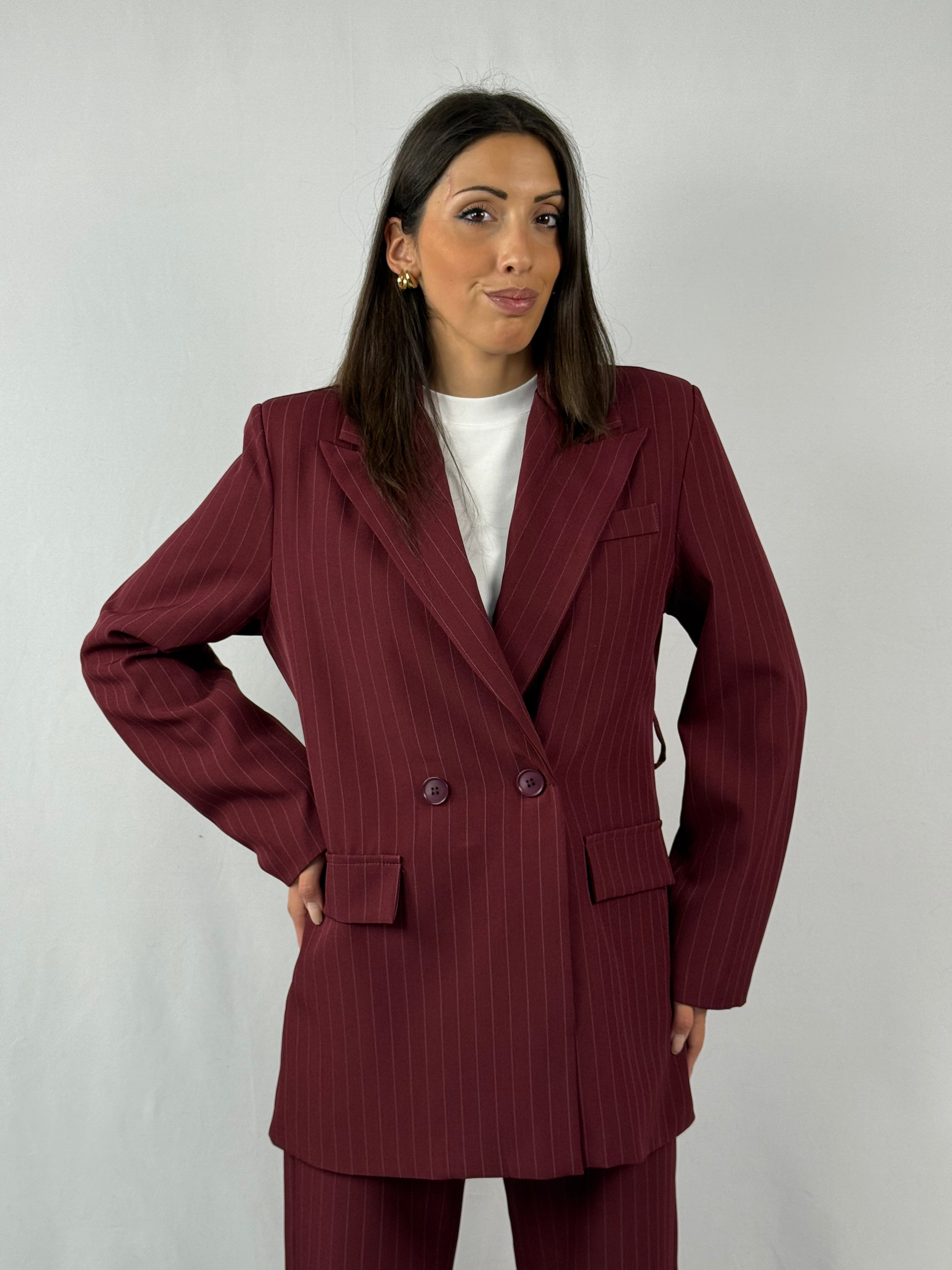 Coordinato gessato bordeaux