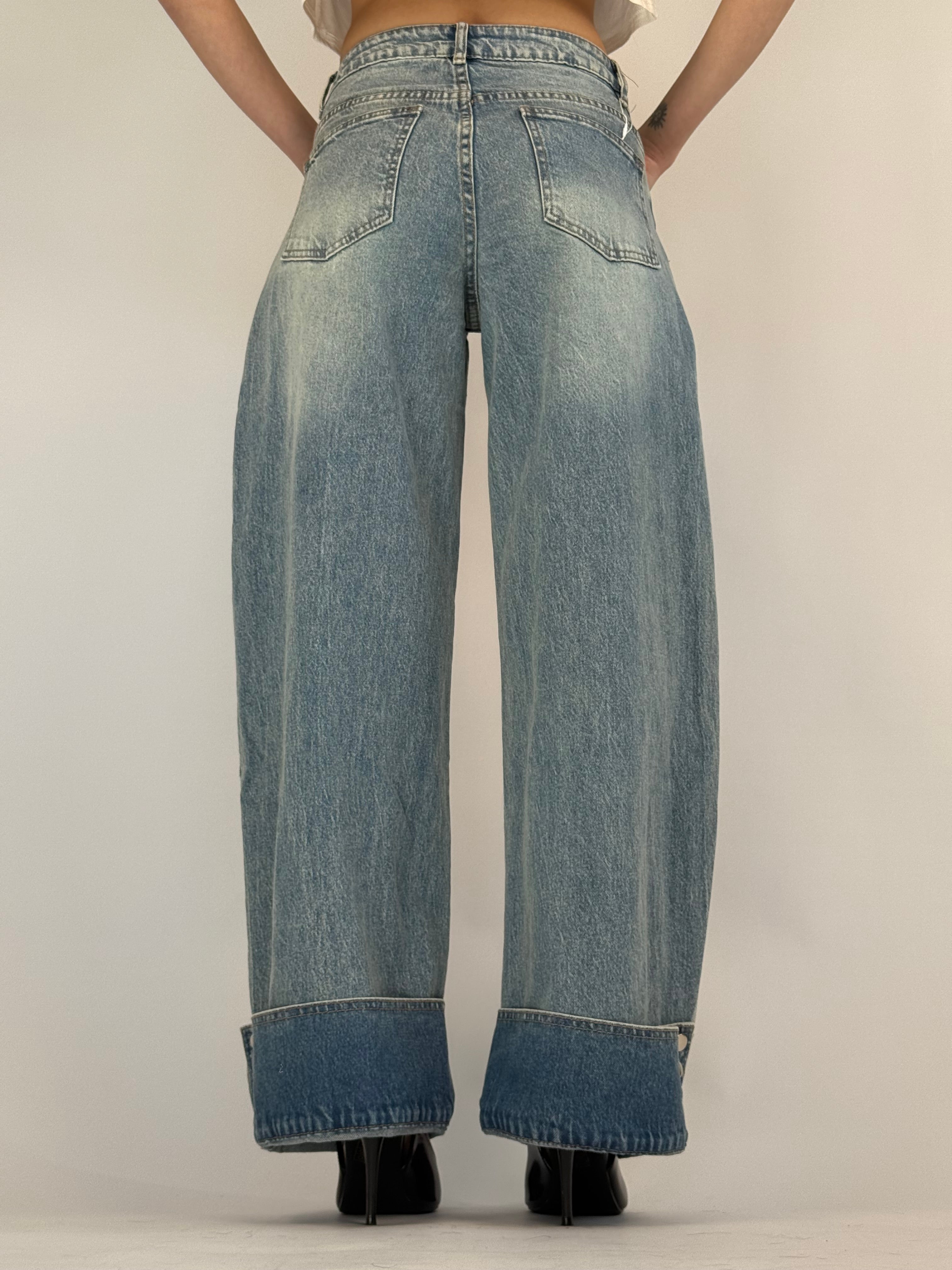 Jeans risvolto bottoni