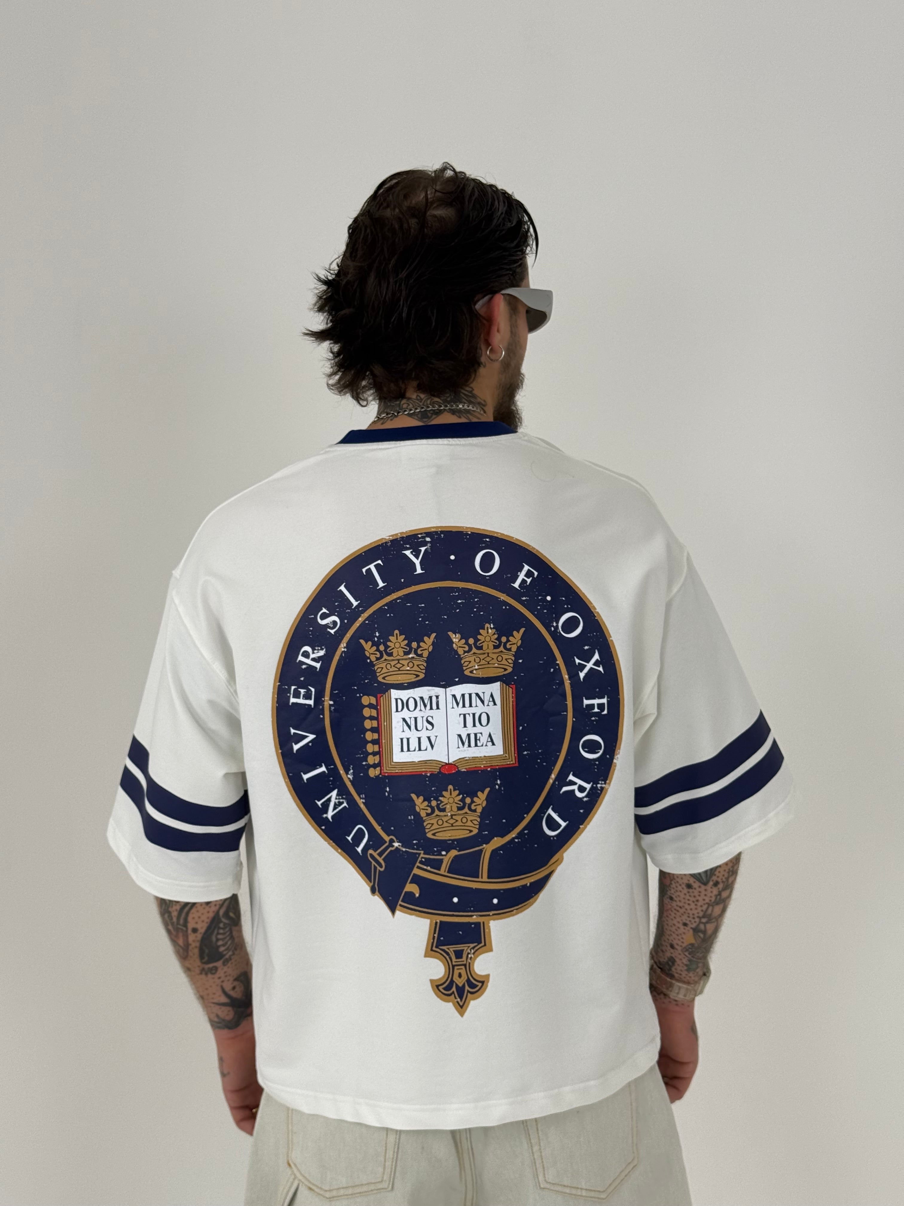 T-shirt “University”