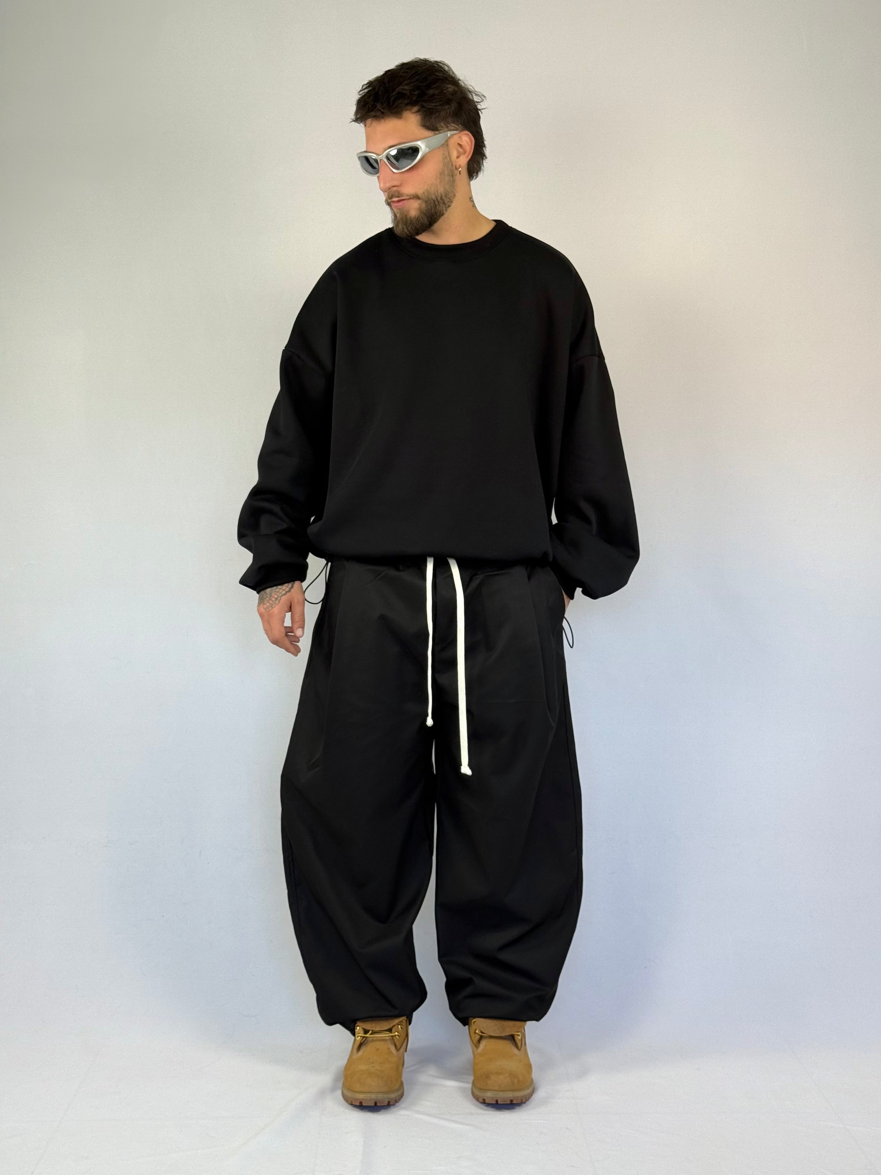 Felpa cropped “with love” nera