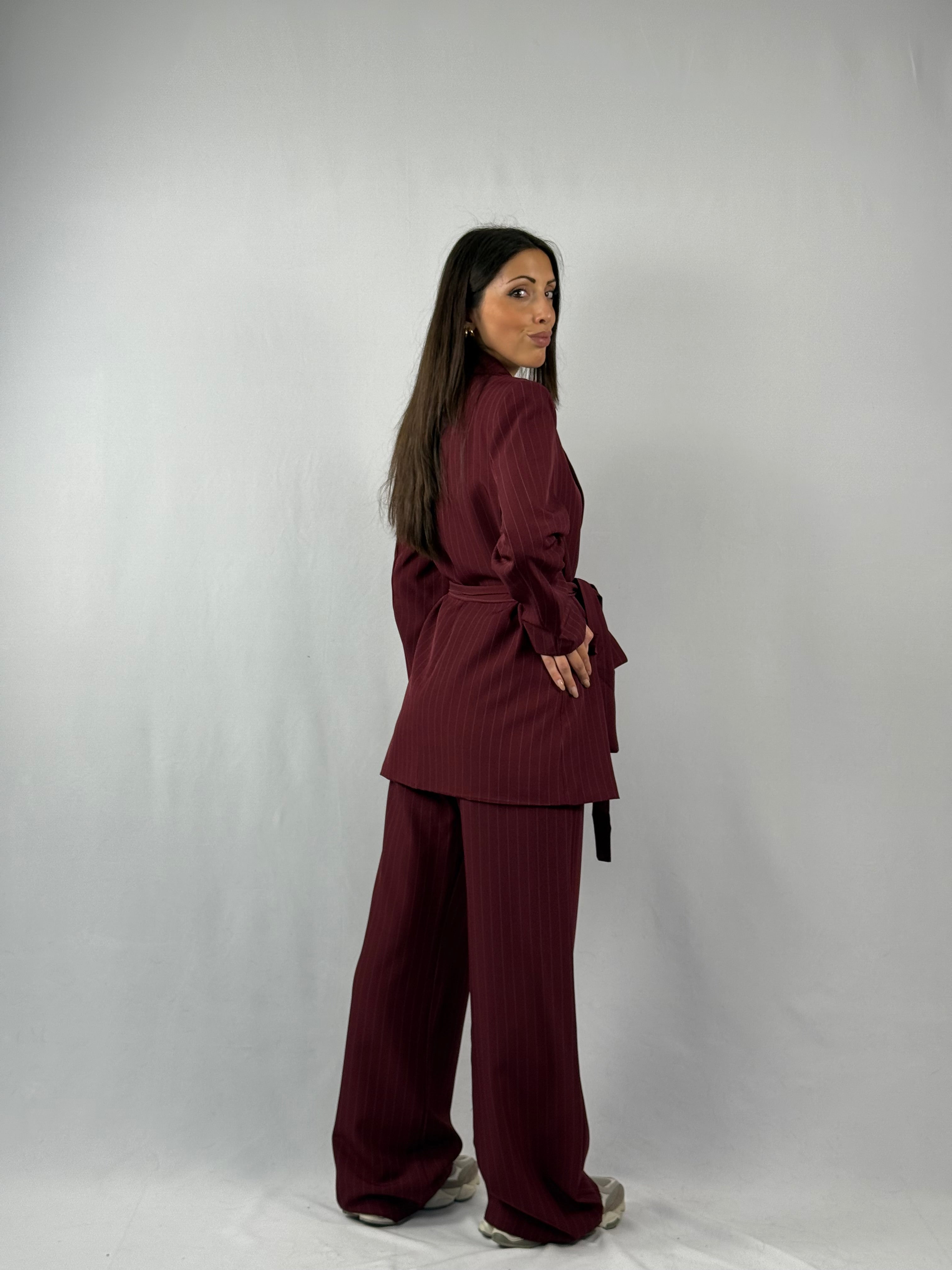 Coordinato gessato bordeaux