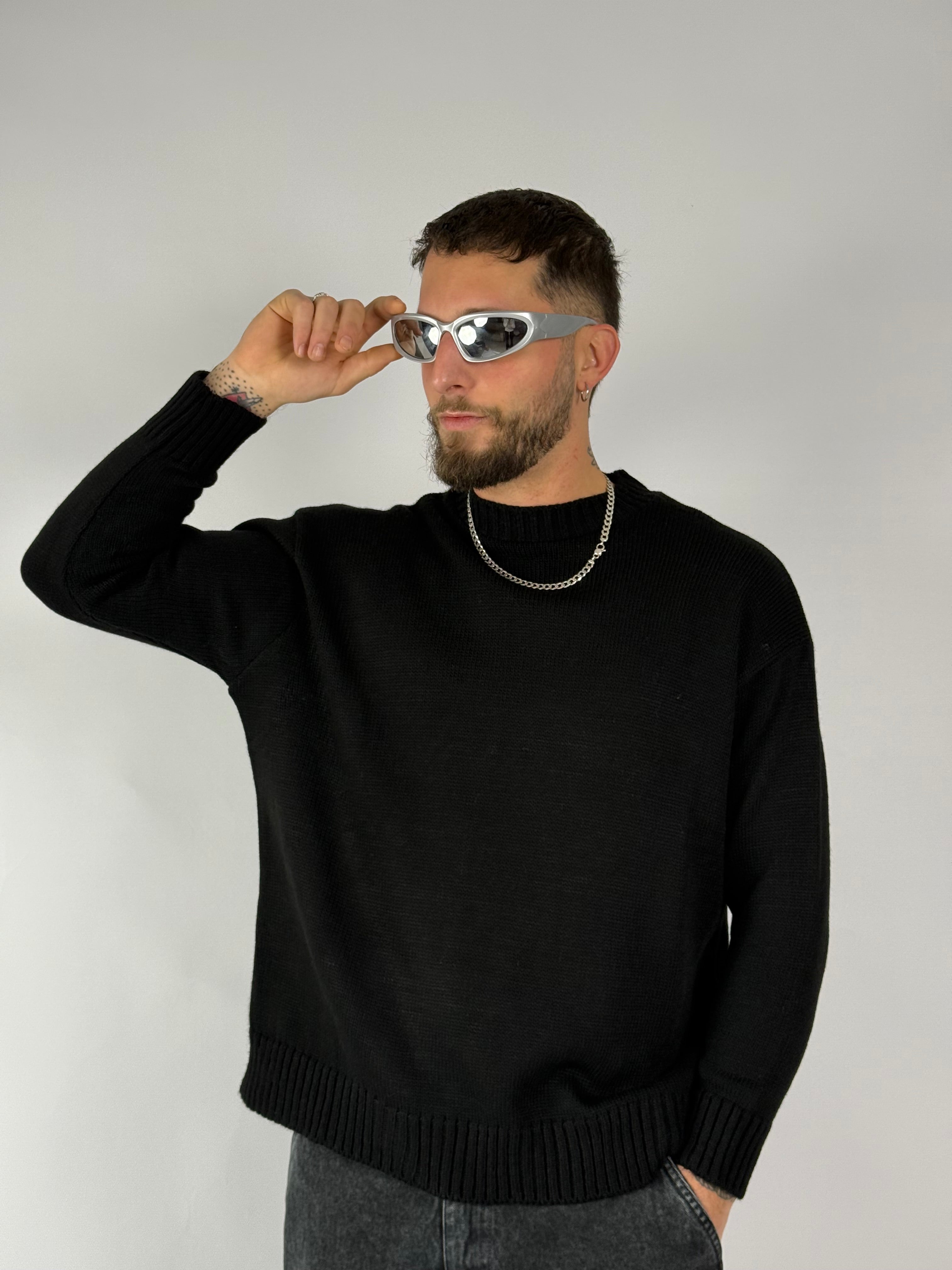 Maglione “Office” nero