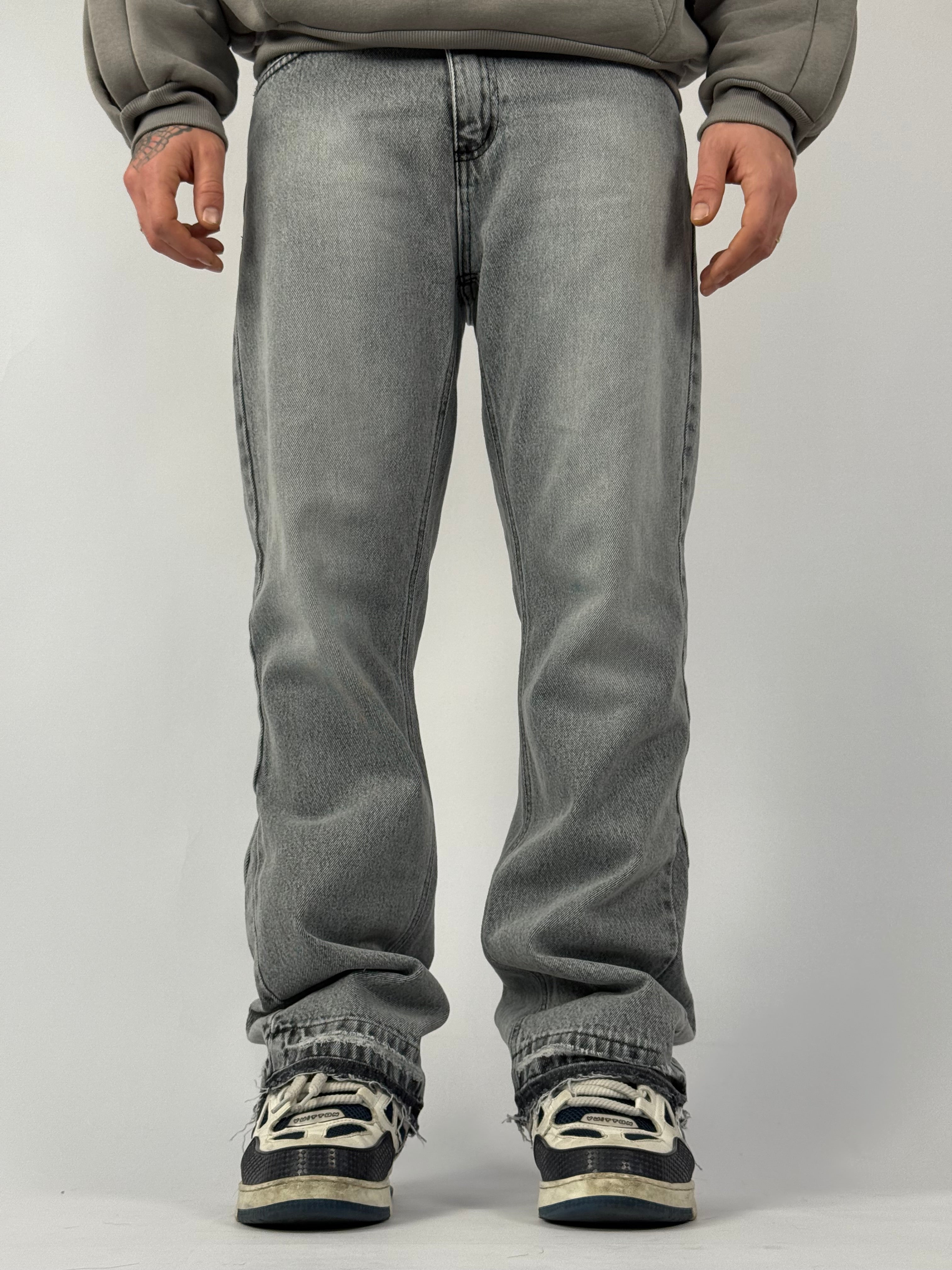 Jeans flare grigio