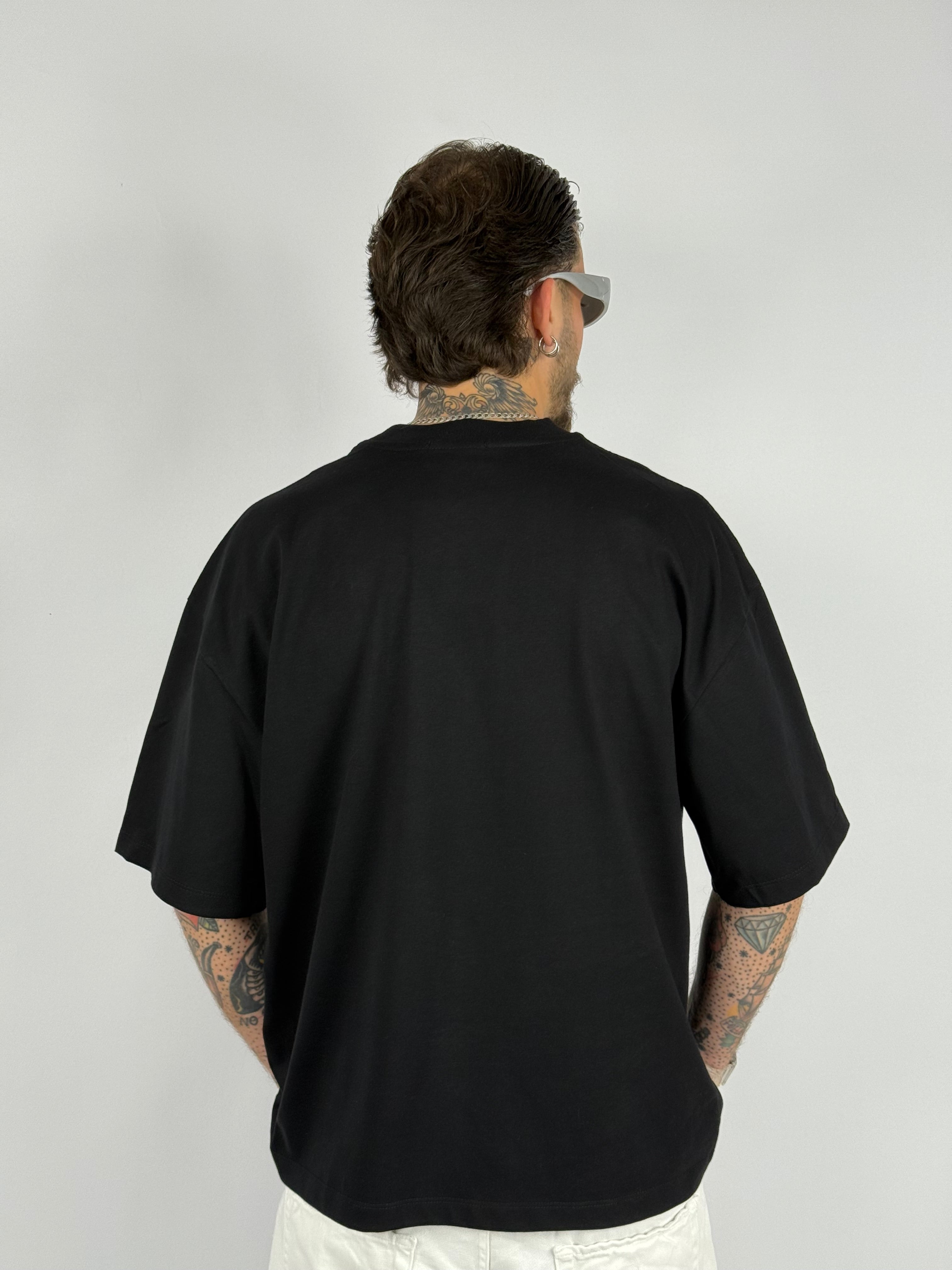 T-shirt “BORN TO SPEND”