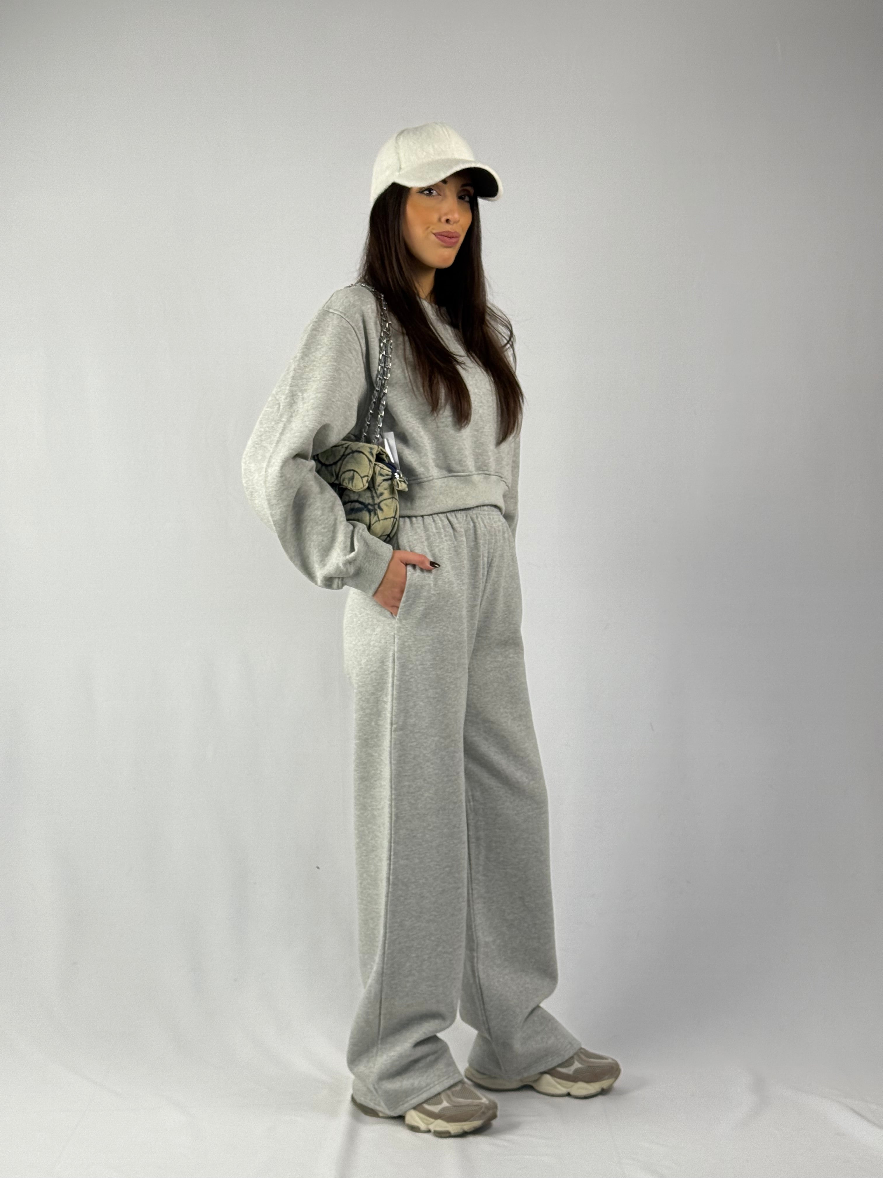 Tuta sportiva grigio nike