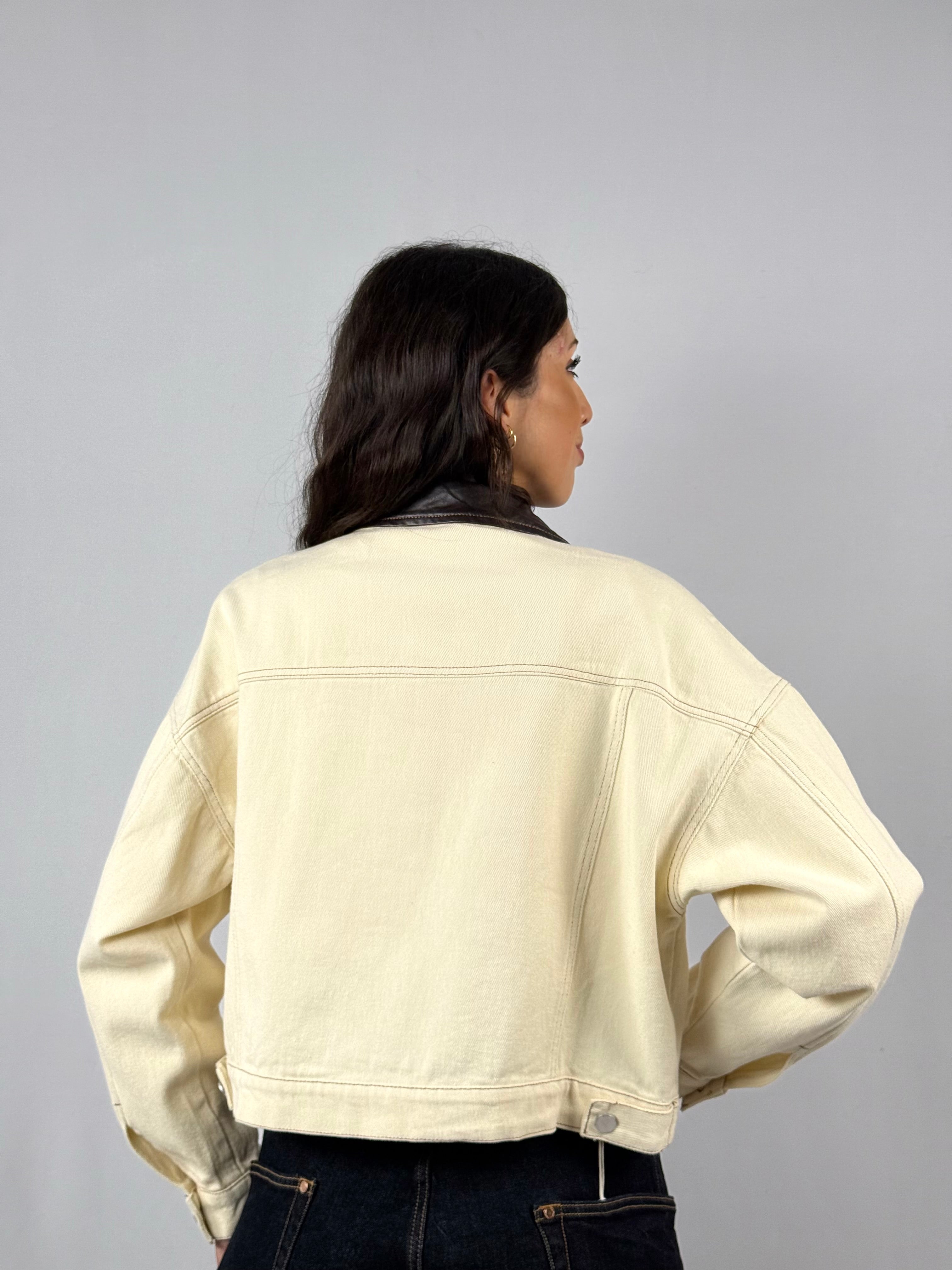 Giacca in jeans crop panna