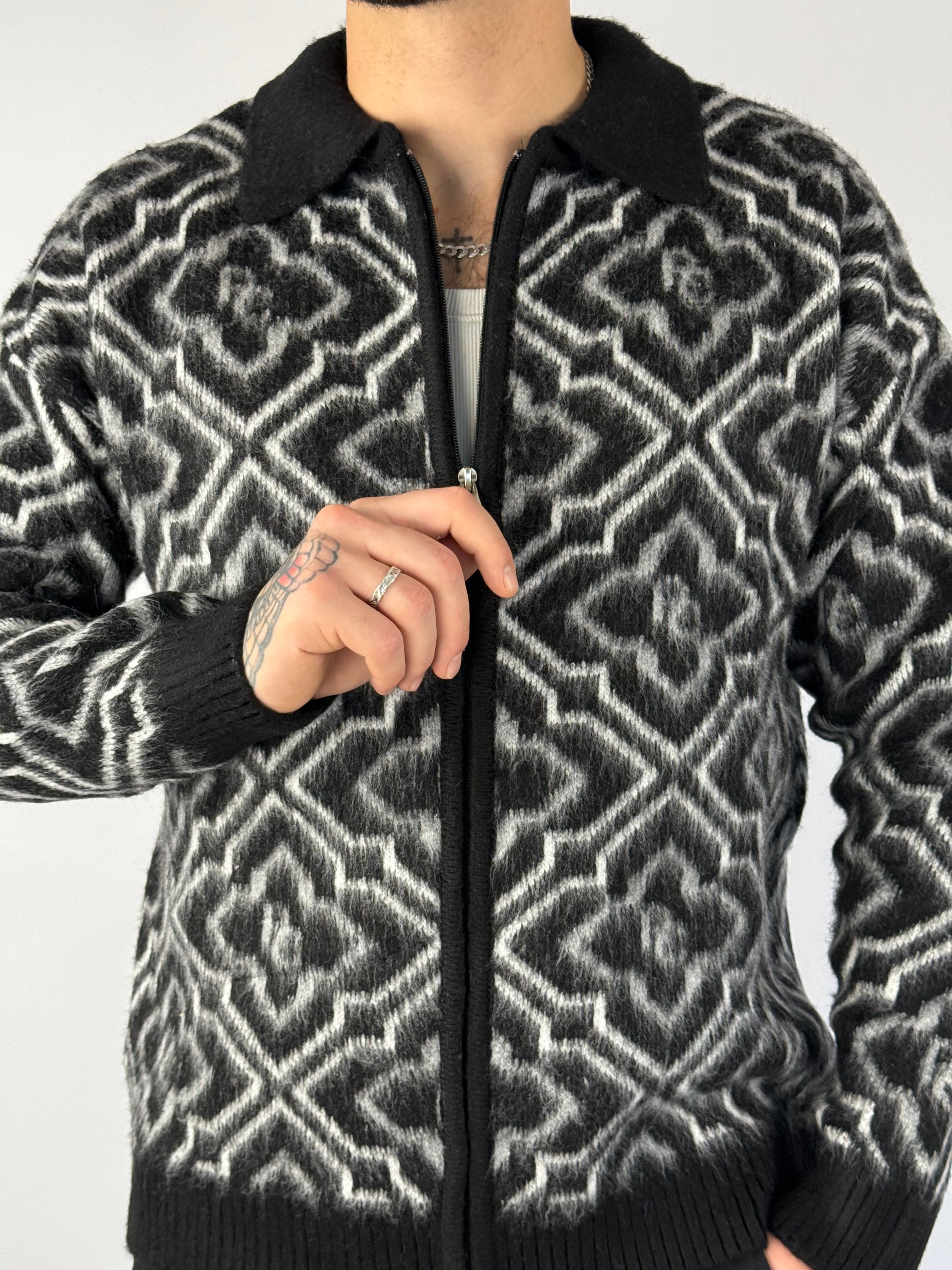 Maglione zip “Baudelaire” nero