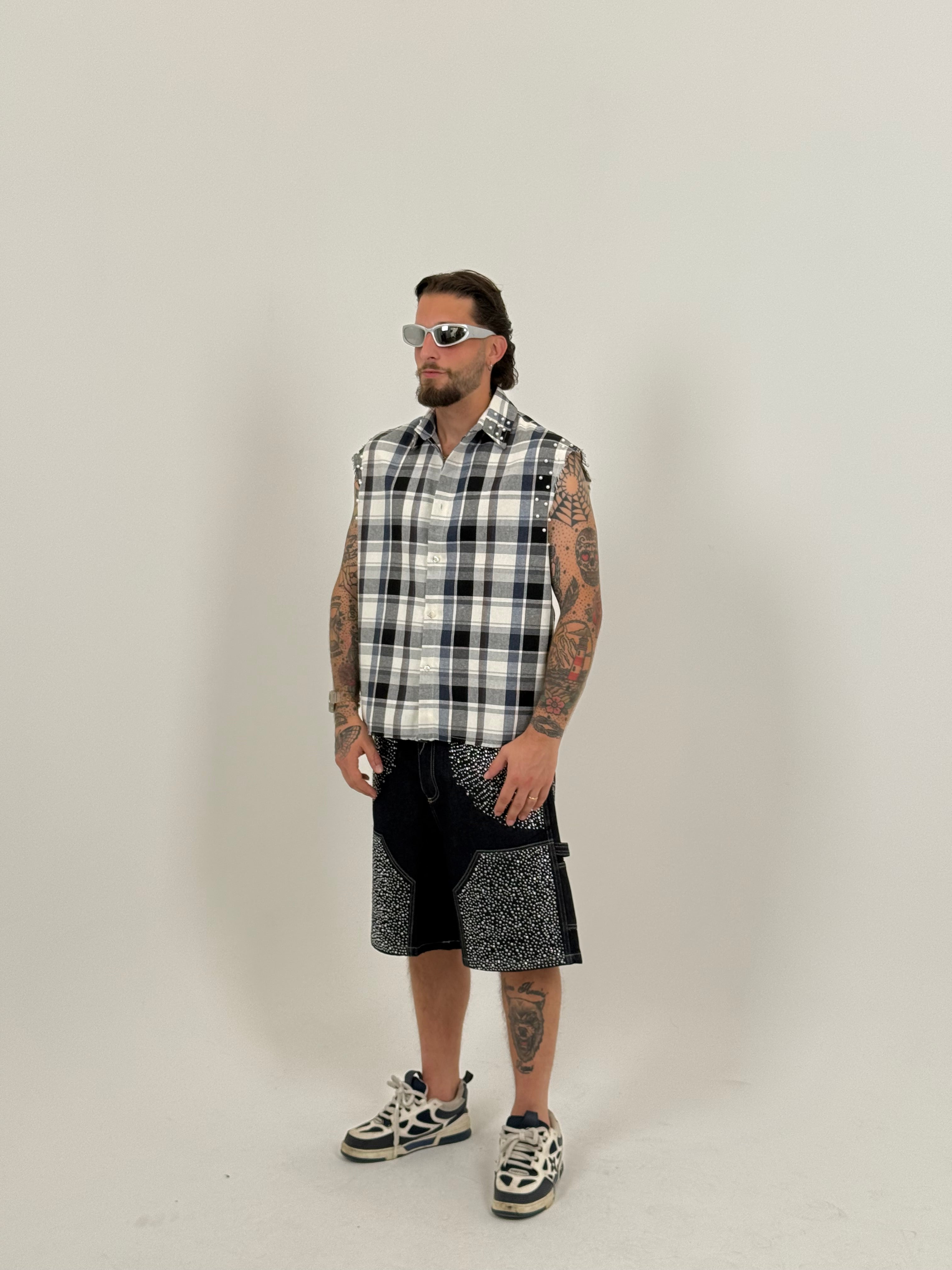 Camicia smanicata quadri perle