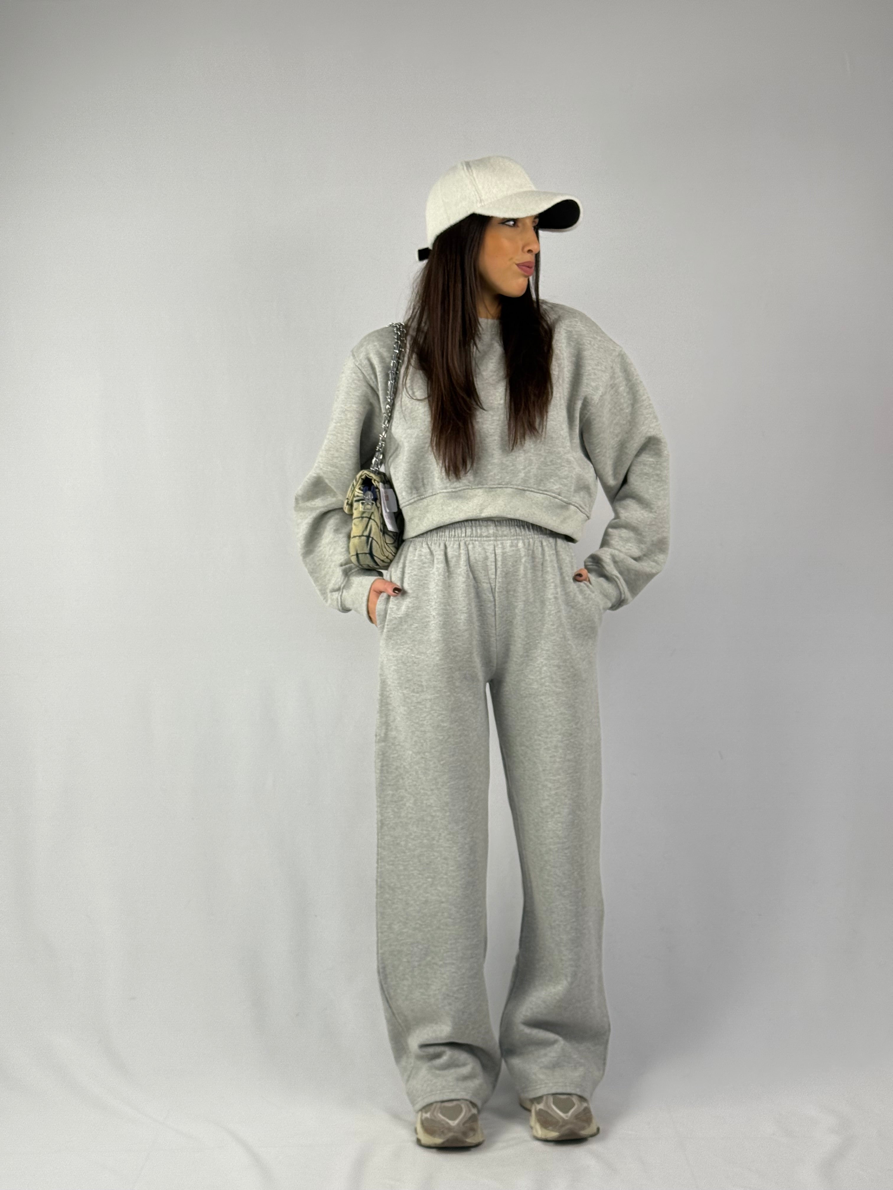 Tuta sportiva grigio nike