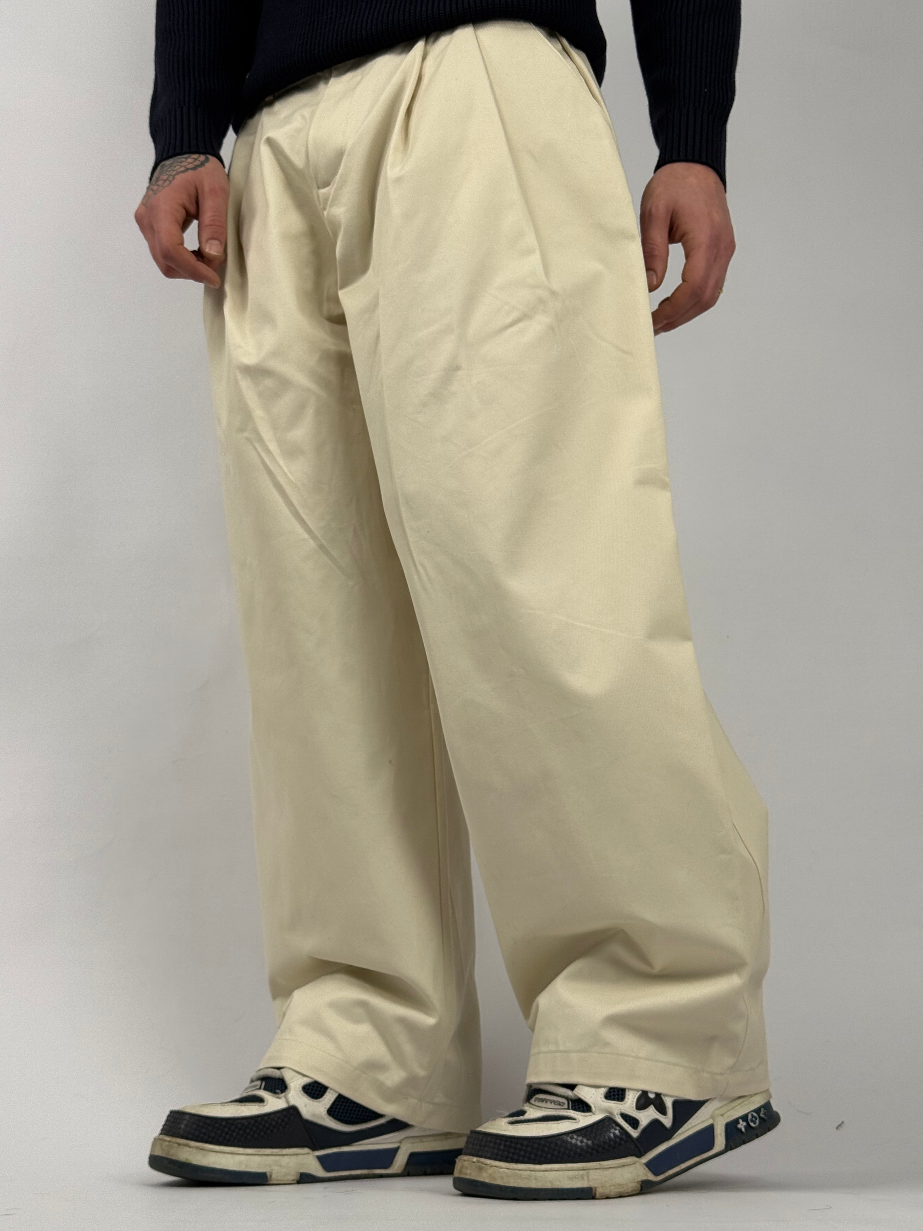 Pantalone “NotLikeUs”