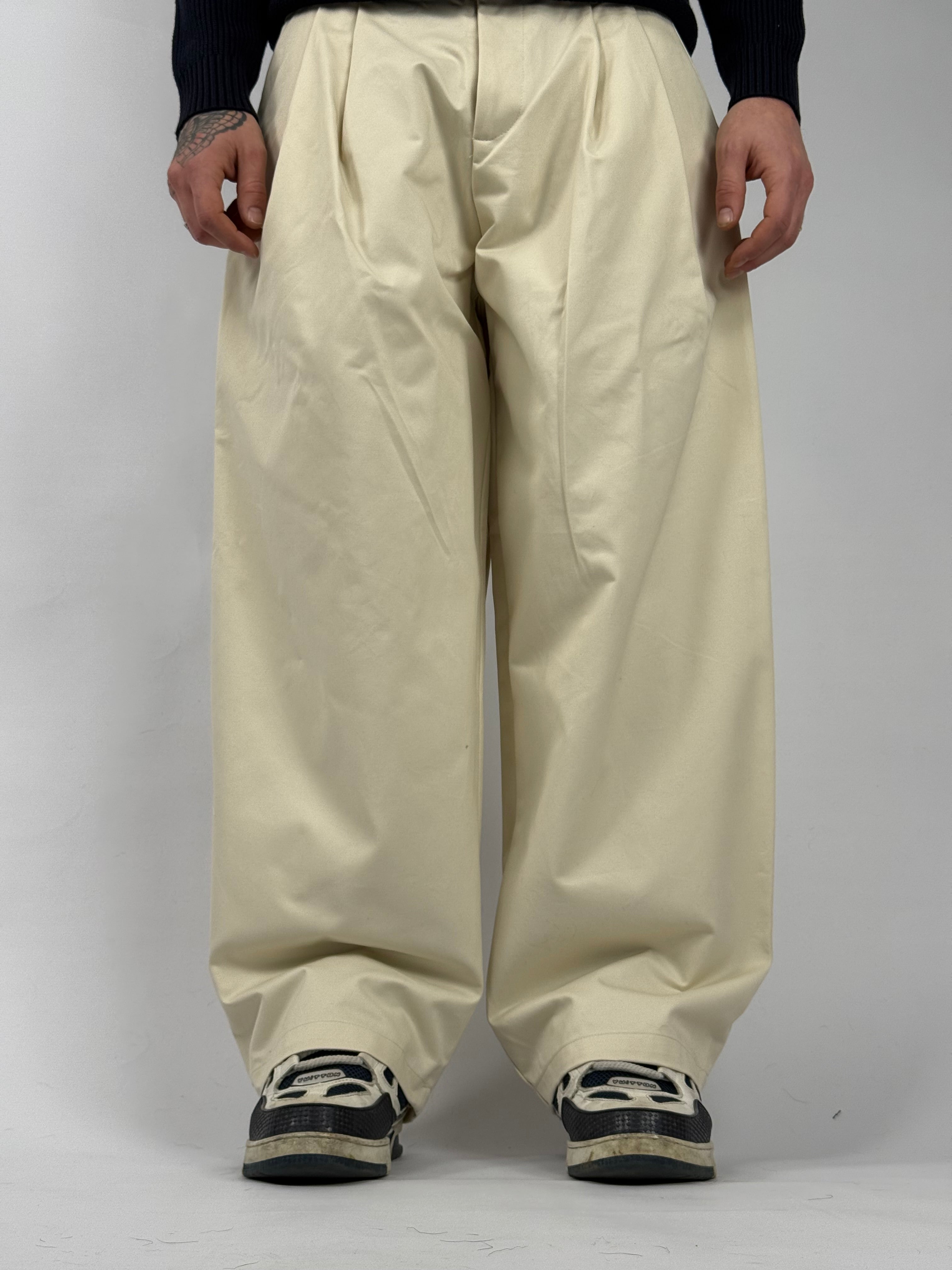 Pantalone “NotLikeUs”