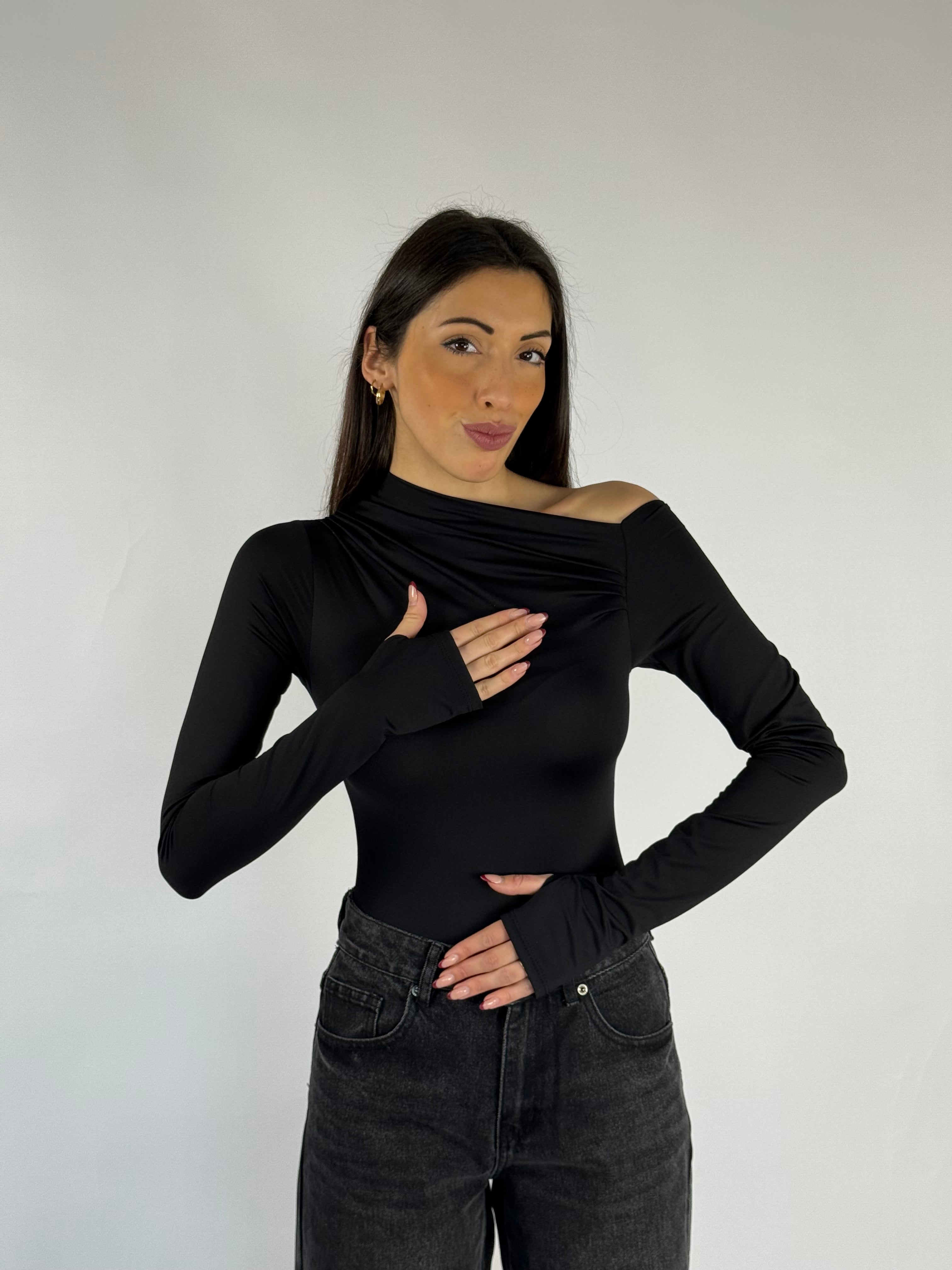 Body “kym” manica a guanto