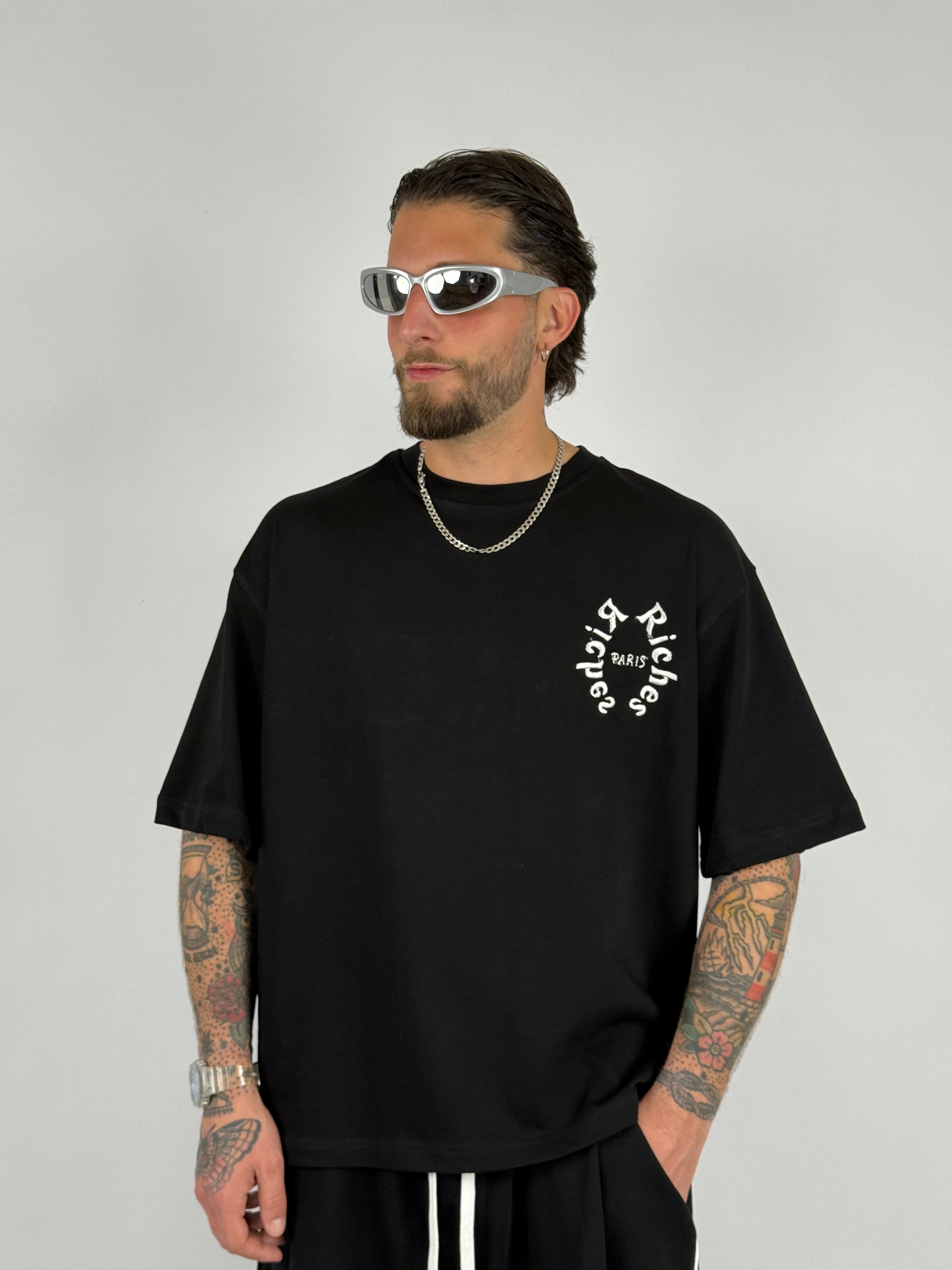 T-shirt “HONEST”