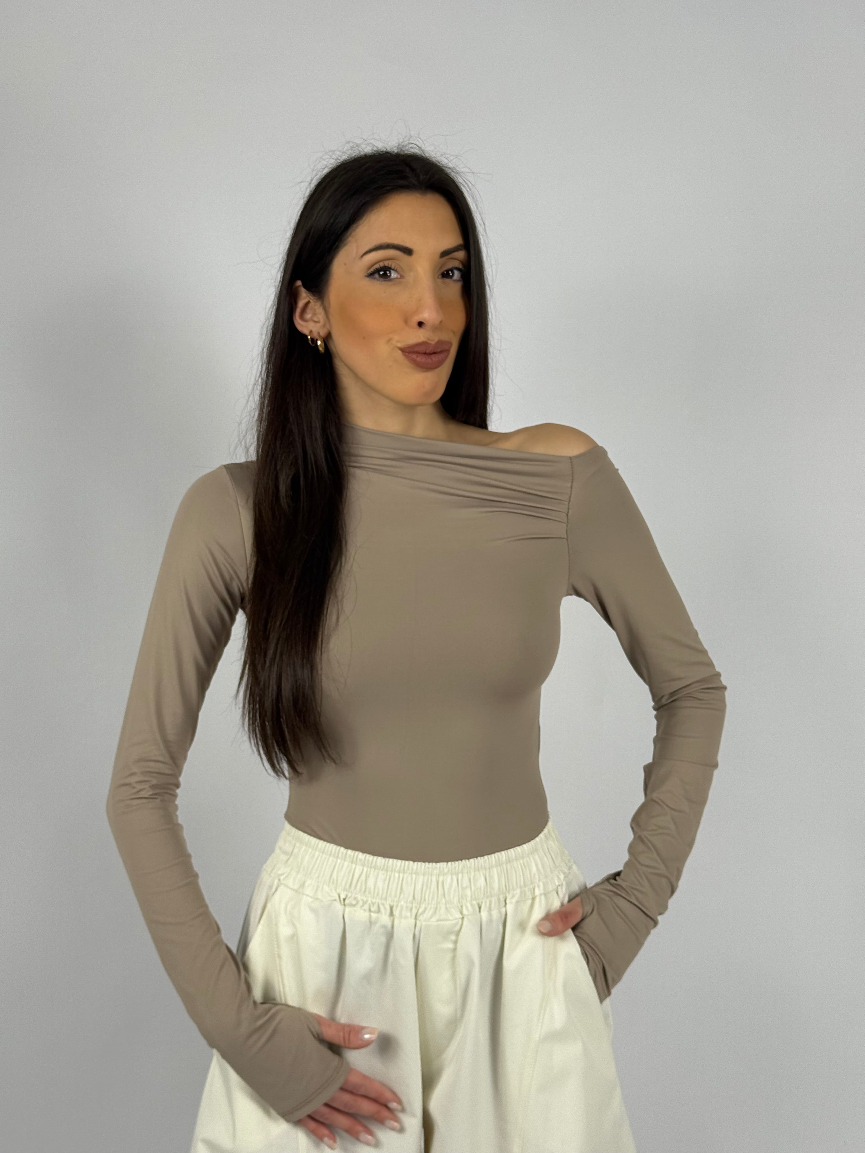Body “kym” manica a guanto