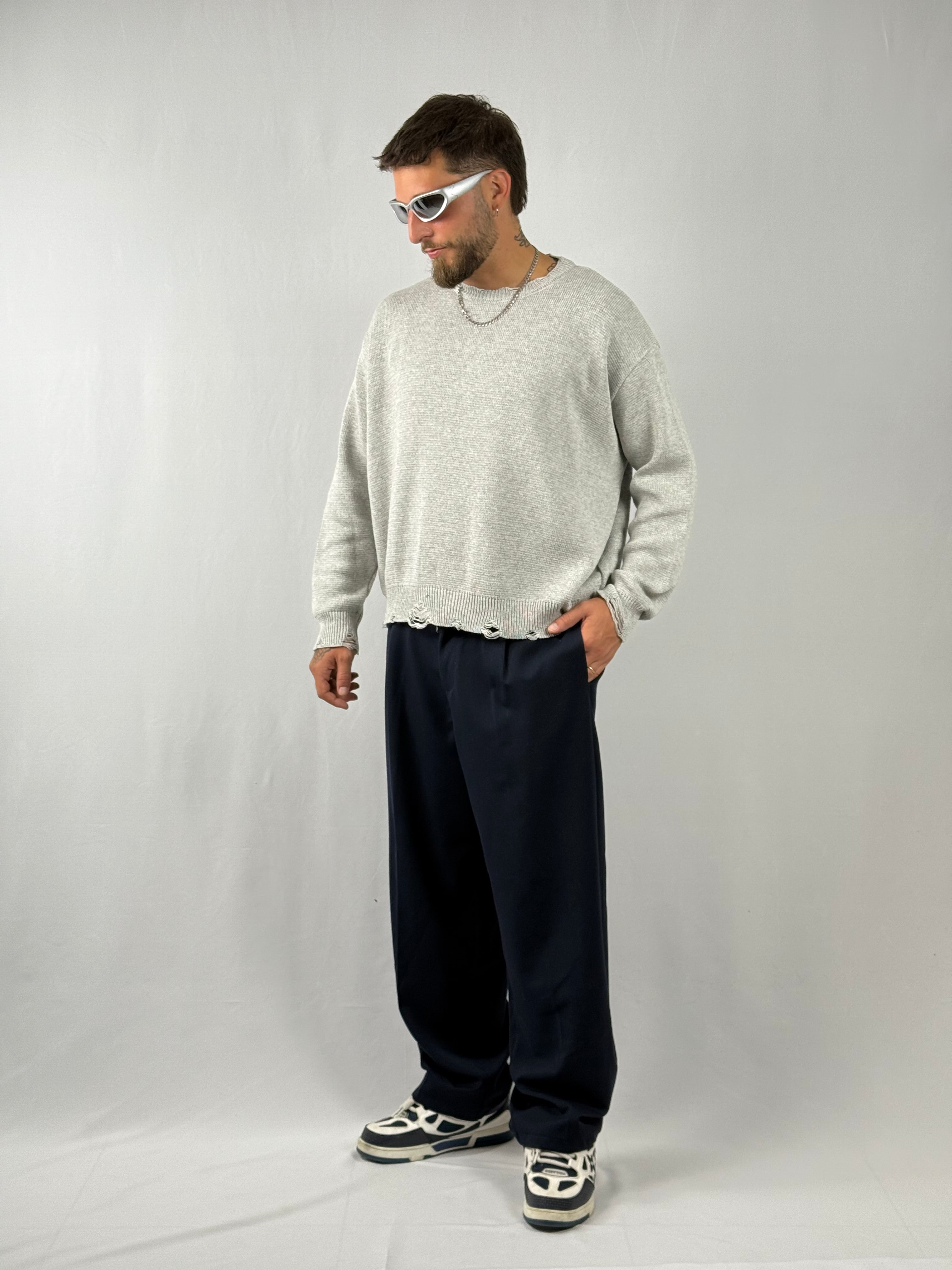 Maglione crop grigio
