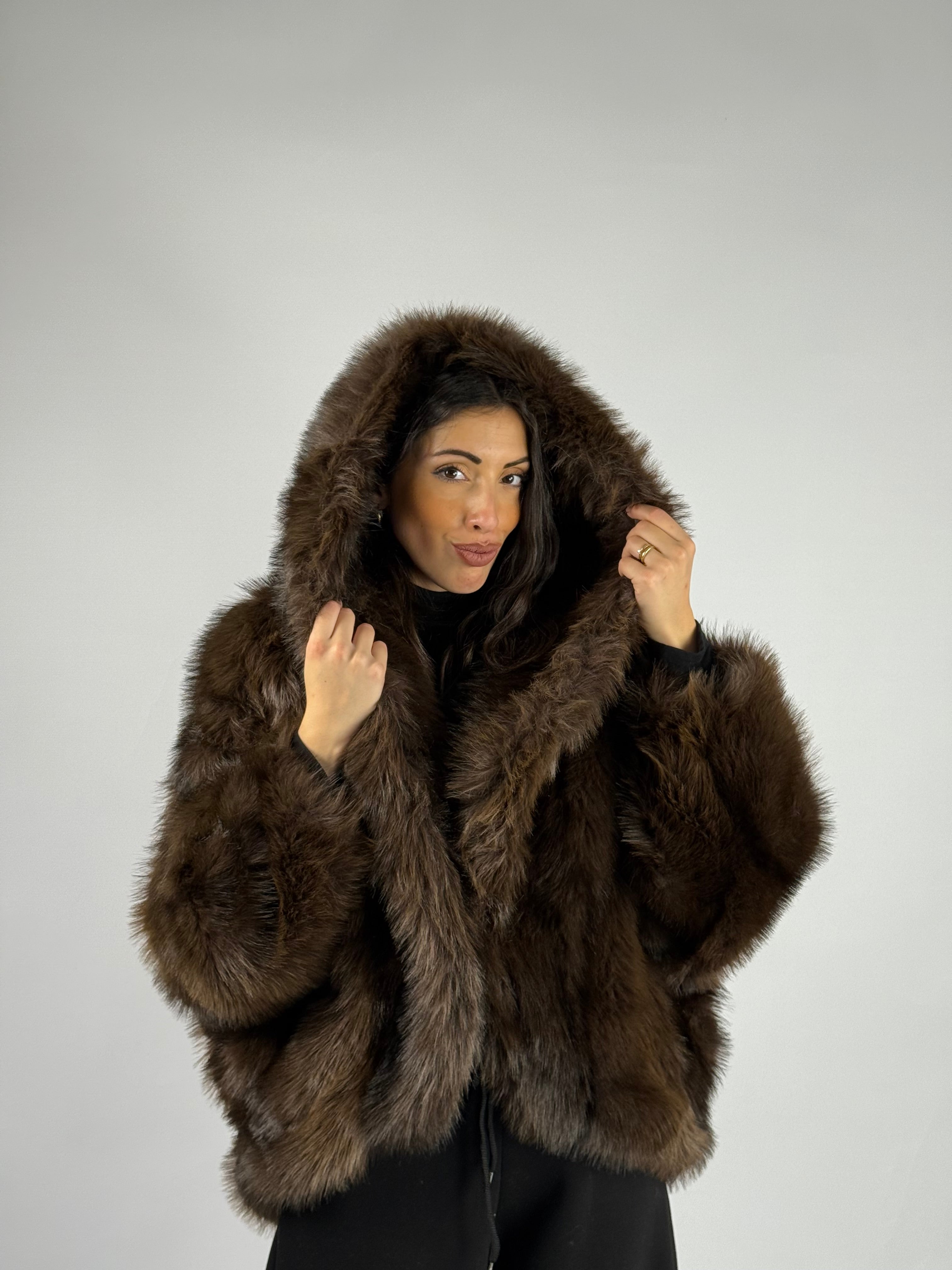 Ecopelliccia cappuccio marrone