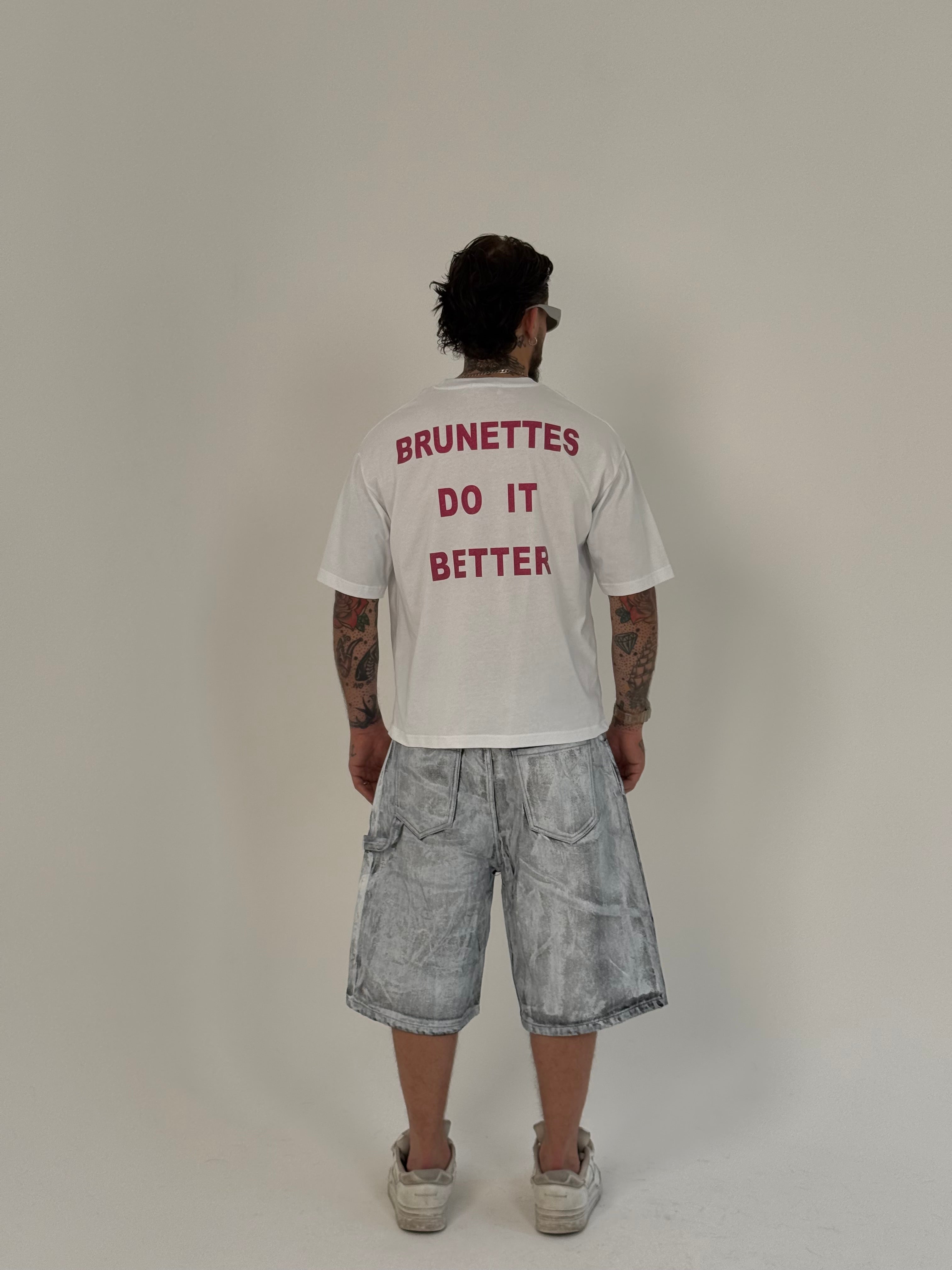 T-shirt “brunettes”