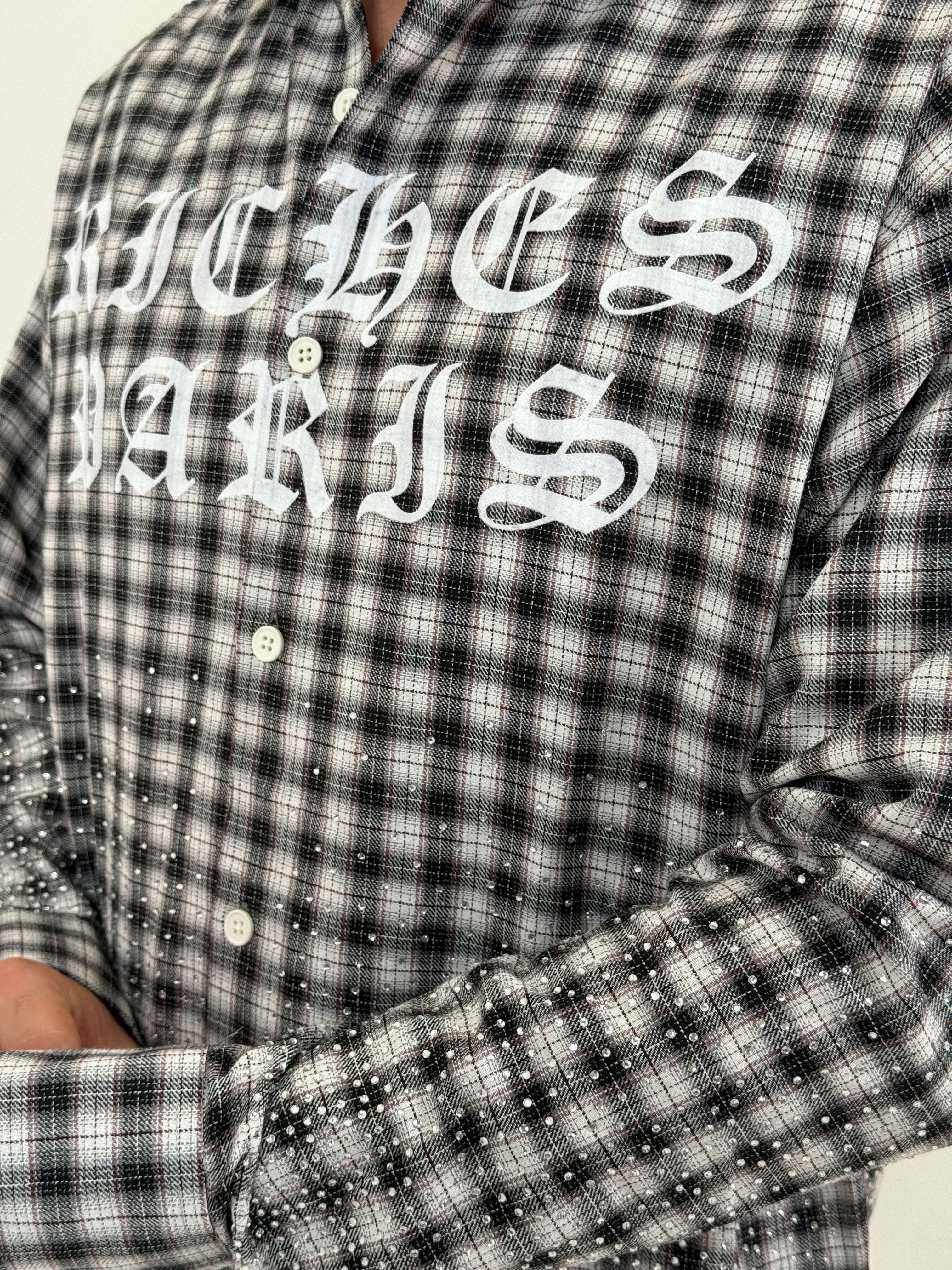 Camicia tagger