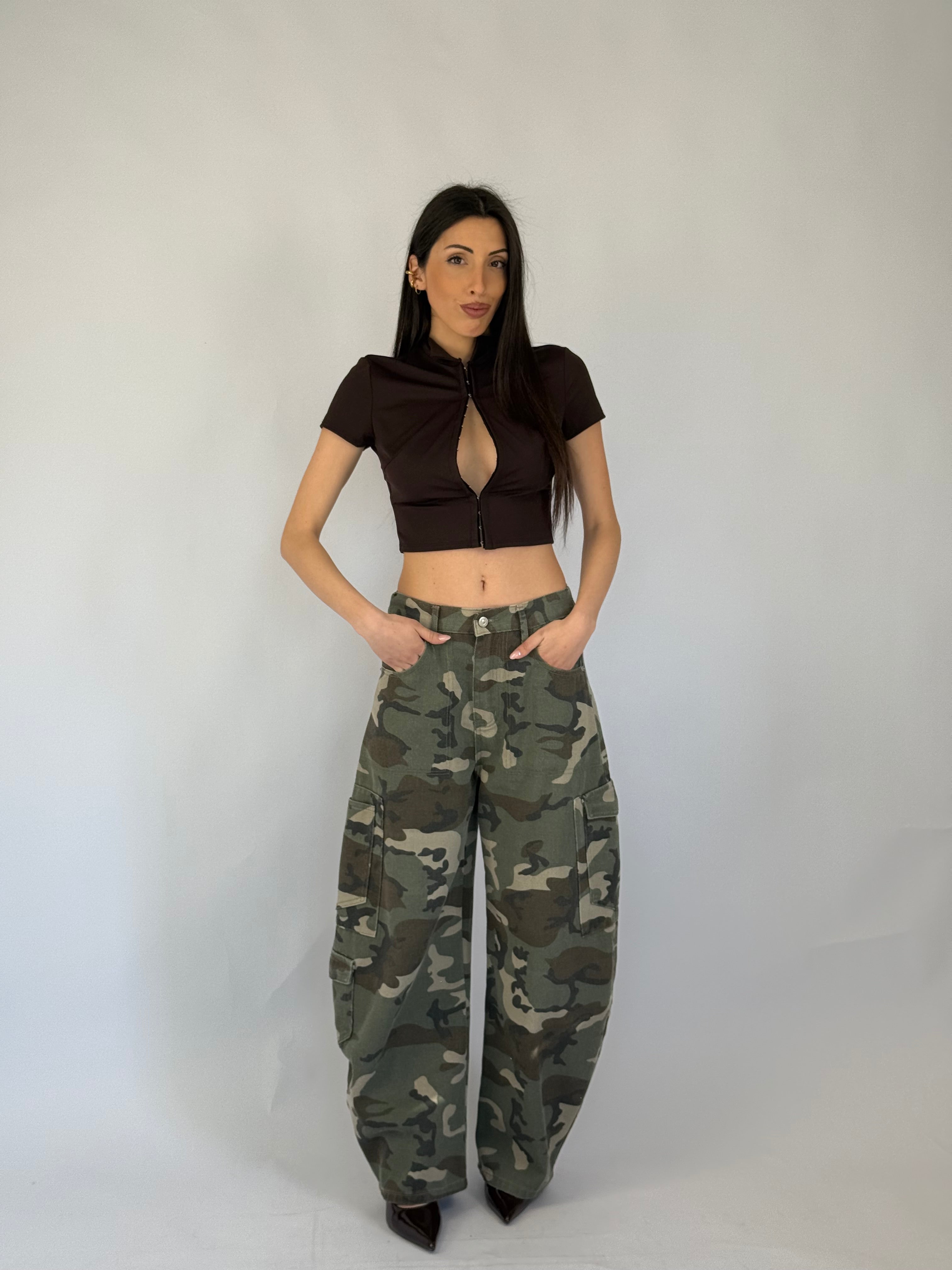 Cargo military