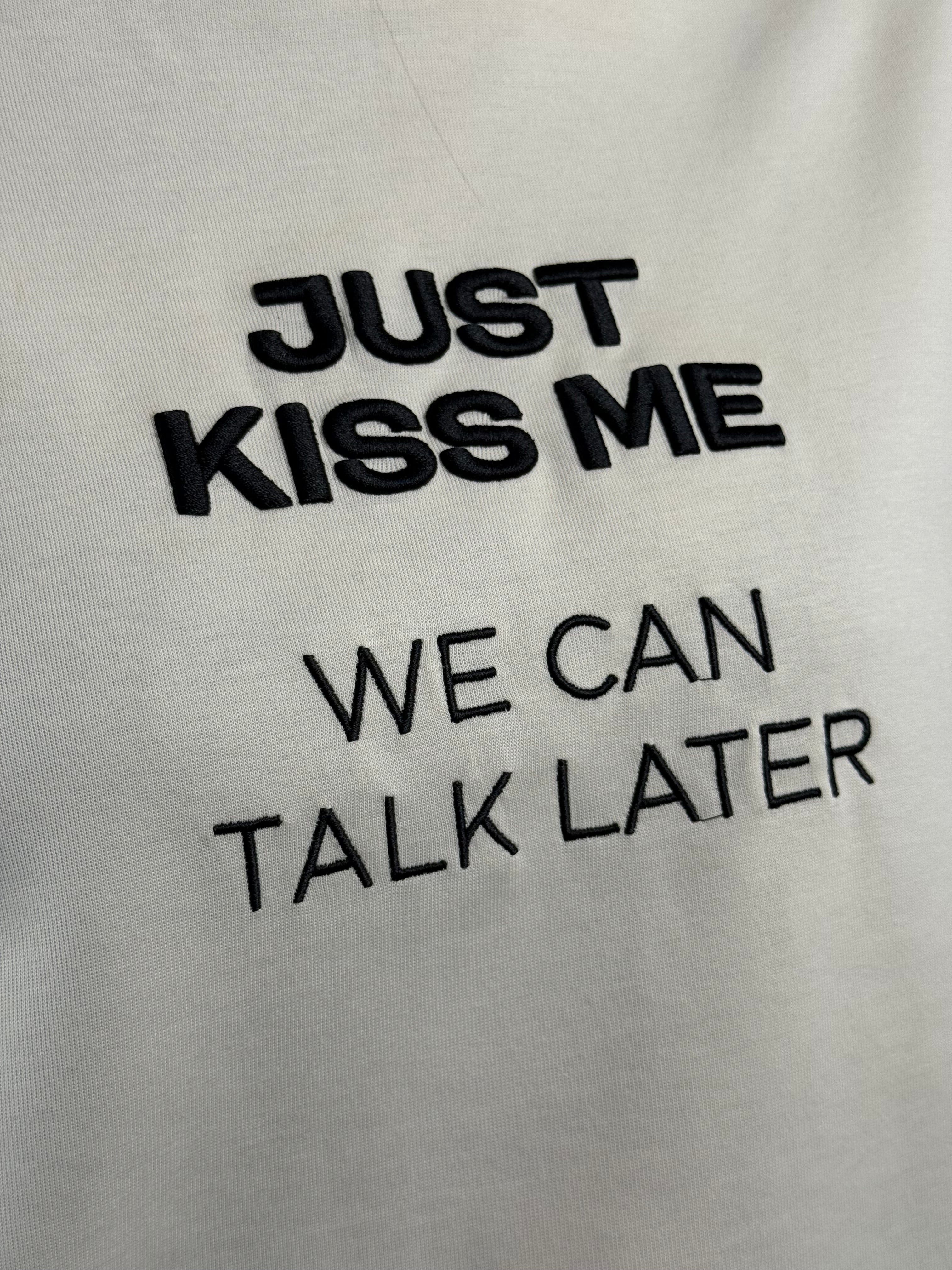 T-shirt “just kiss me” panna Lumina
