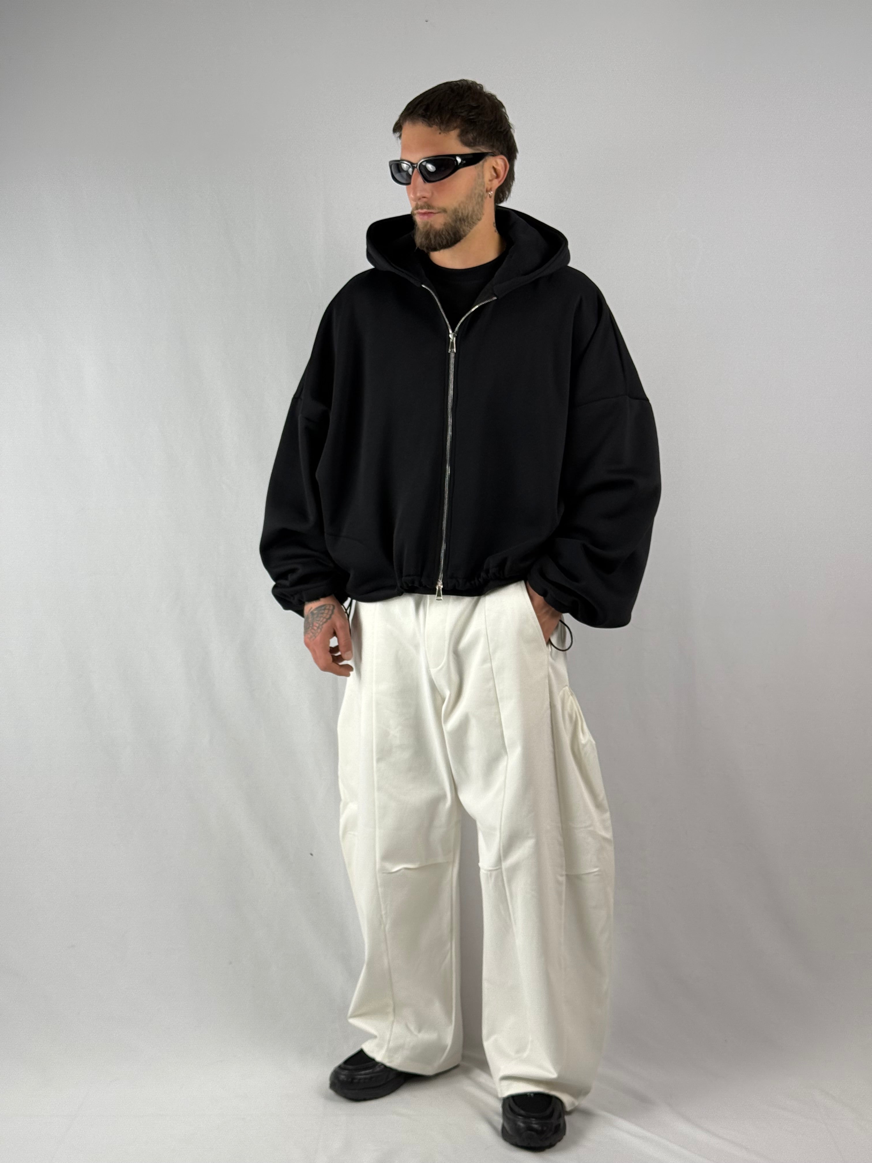 Felpa “best hoodie” crop zip nero