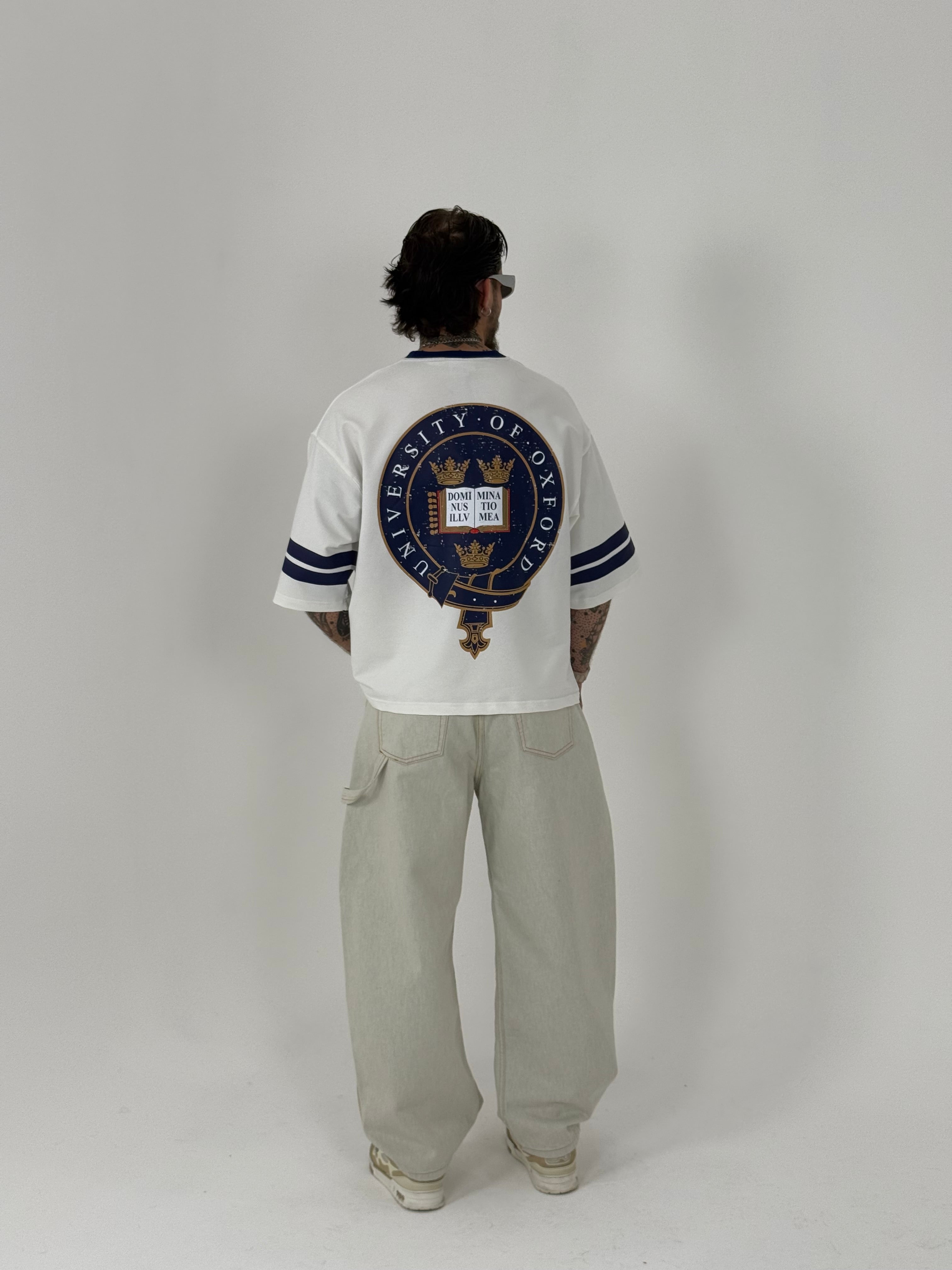 T-shirt “University”