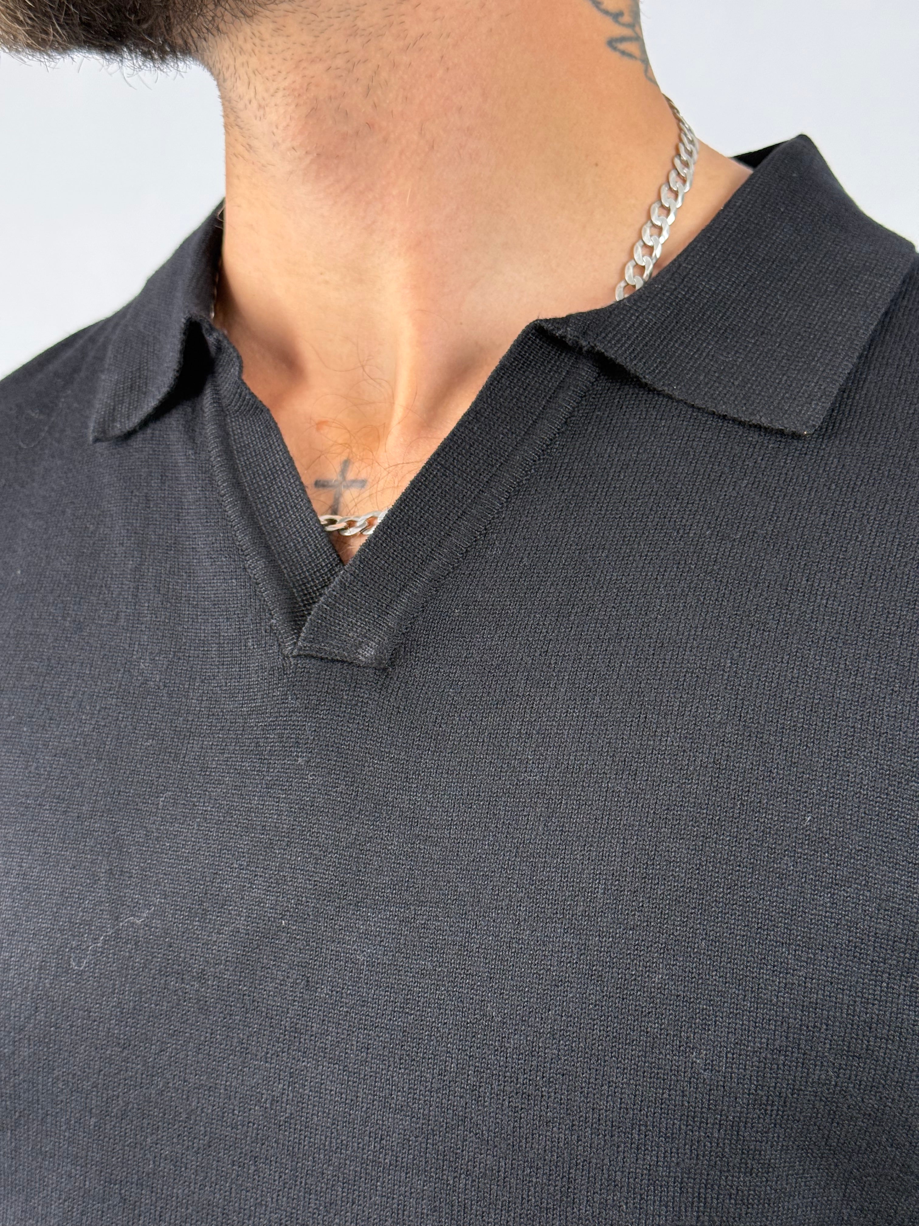 Maglia polo V nera