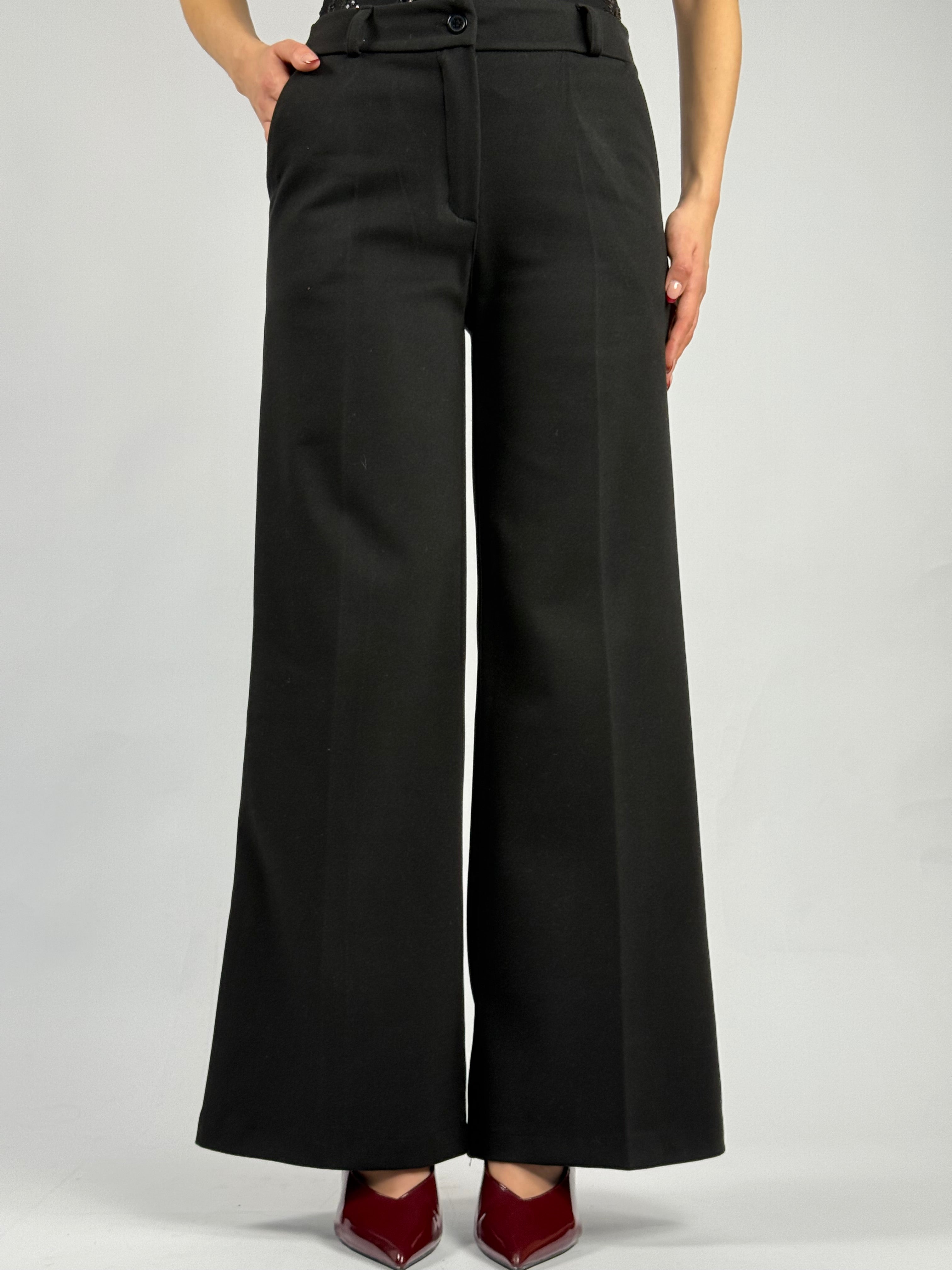 Pantalone palazzo in panno nero