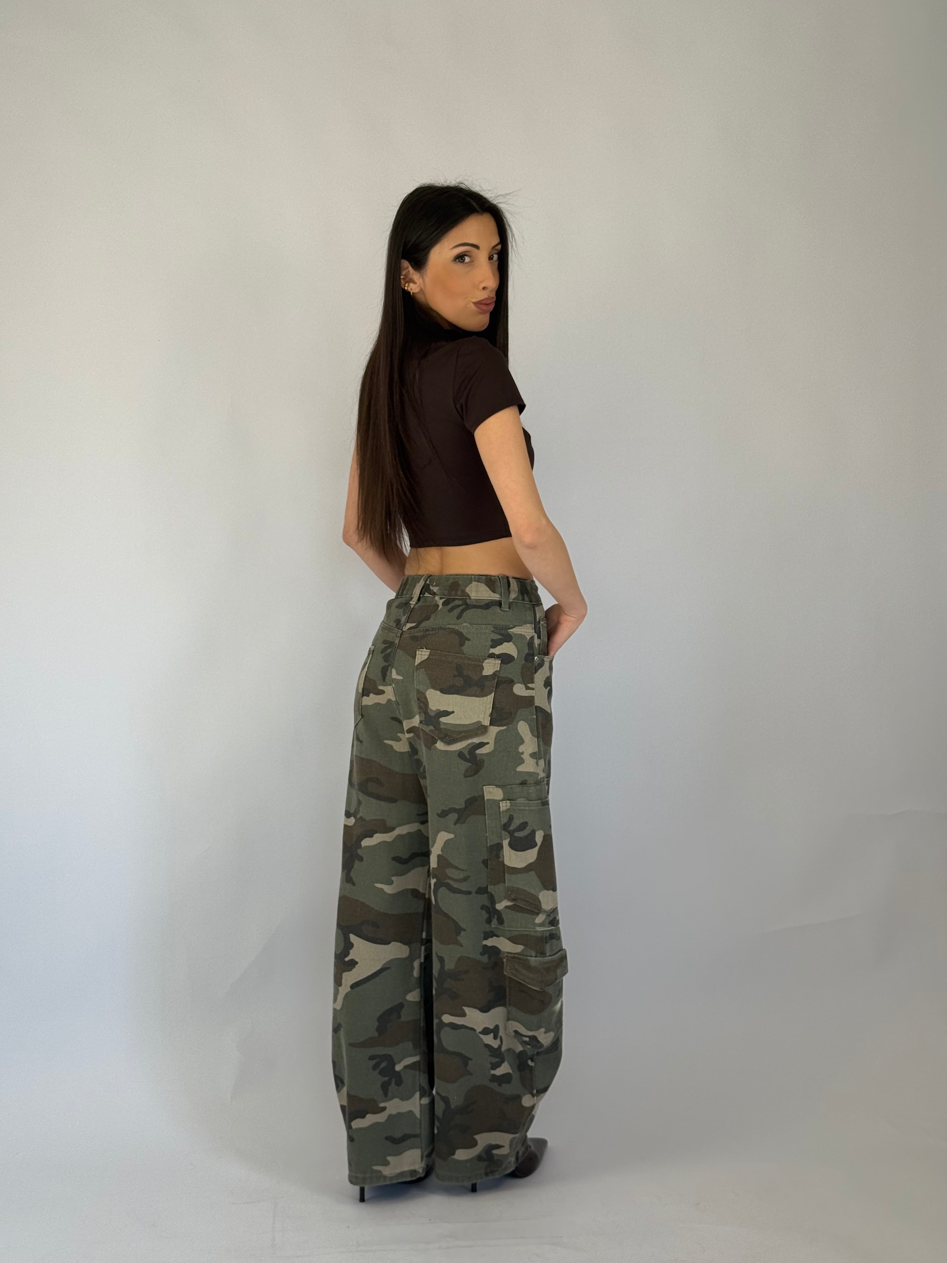 Cargo military