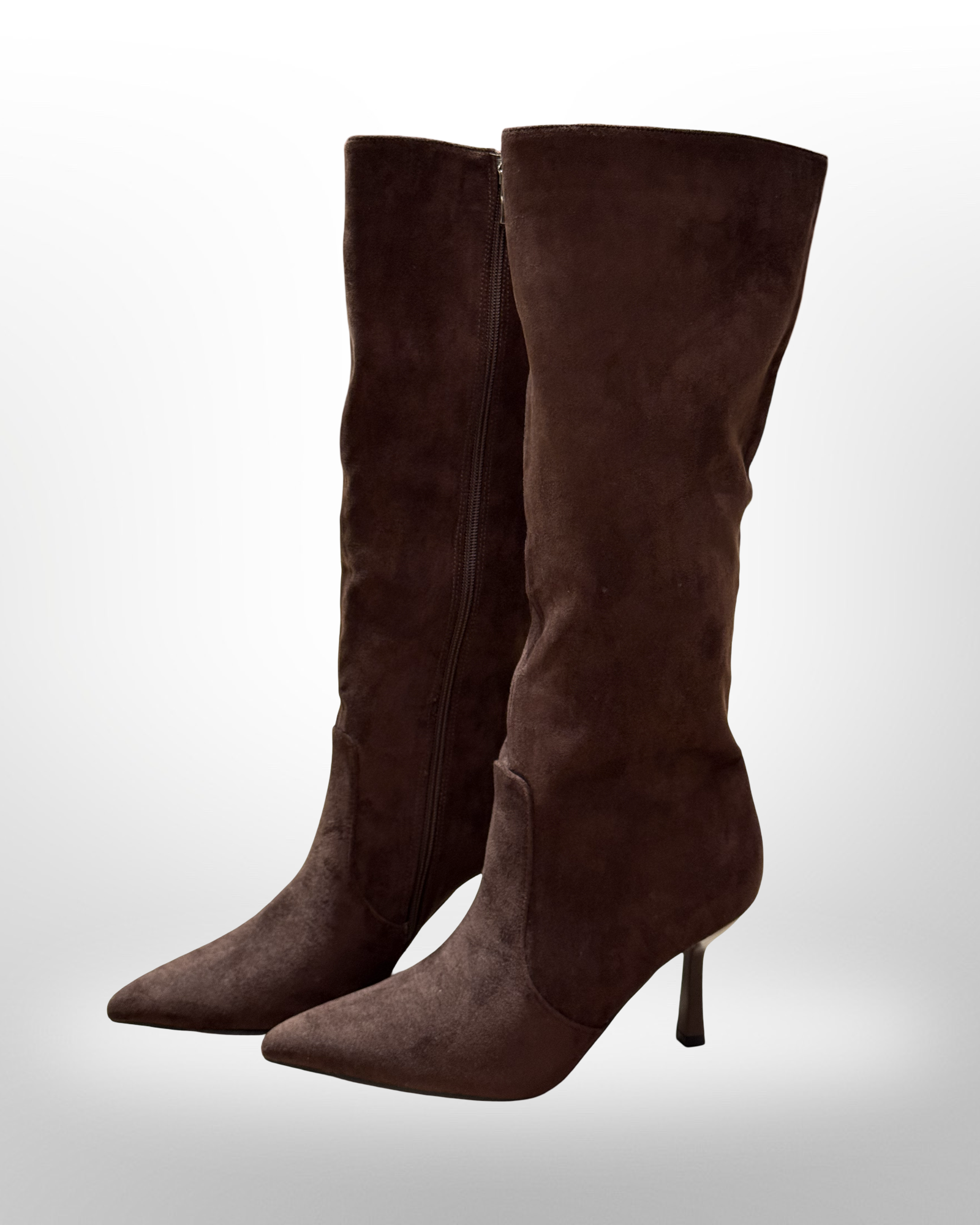 Stivale scamosciato stretto marrone